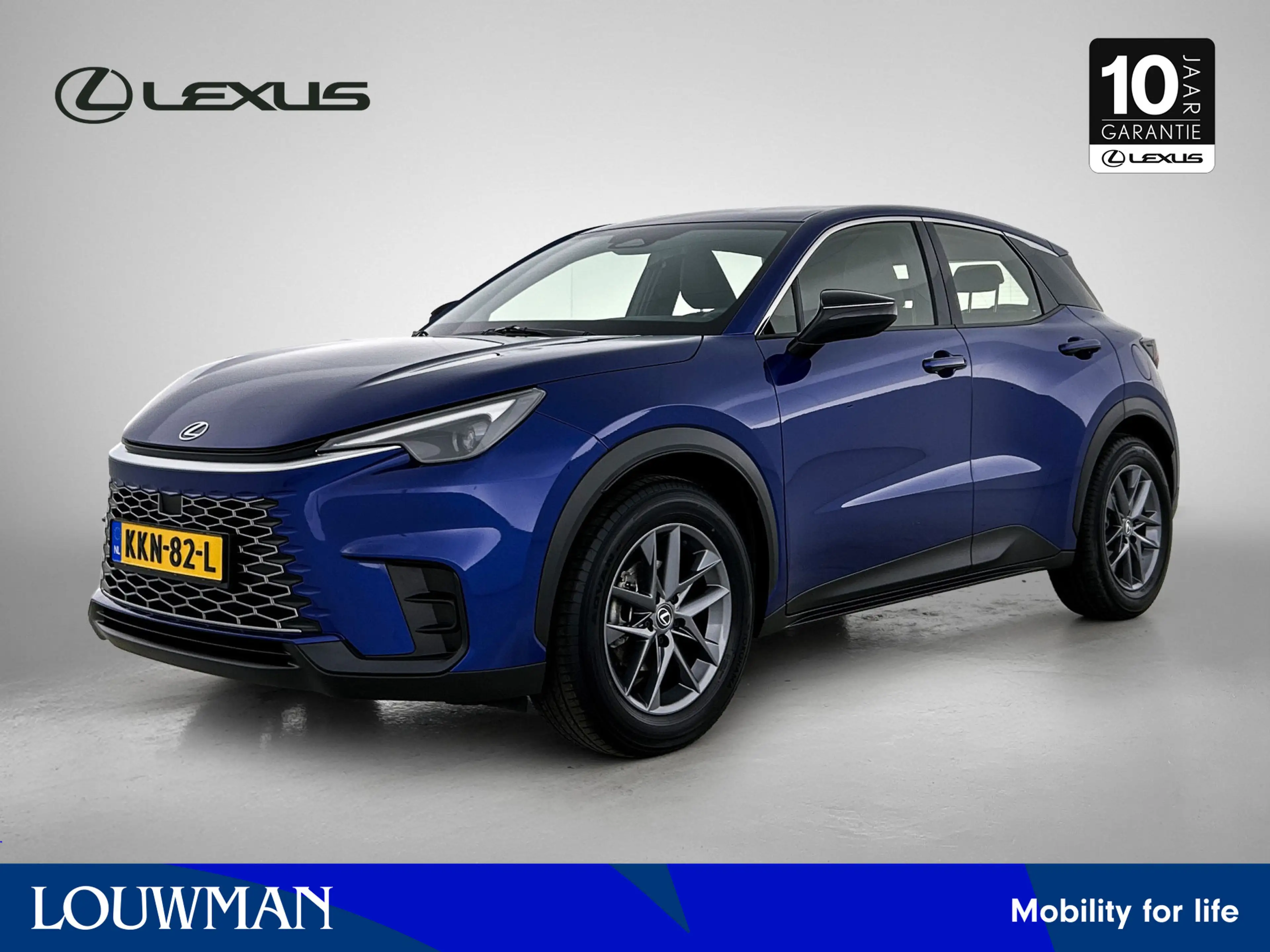 Lexus LBX 2WD