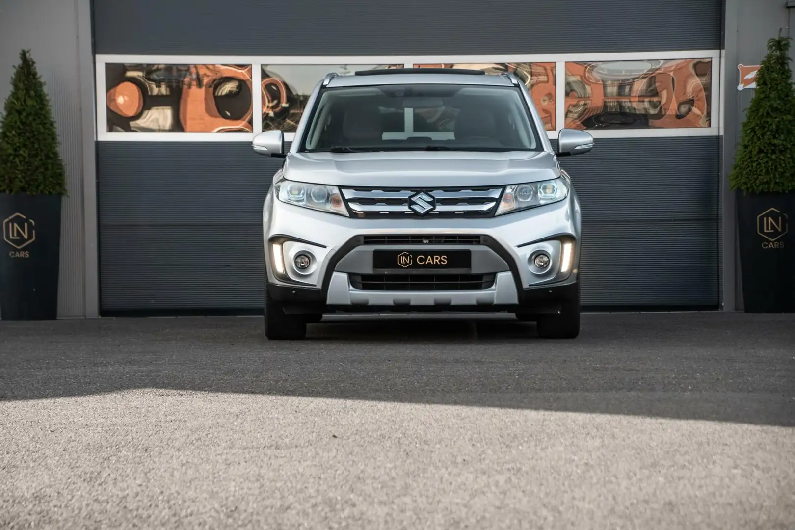 Suzuki Vitara 1.6 High Executive|Panoramadak|Stoelverwarming Grigio - 2