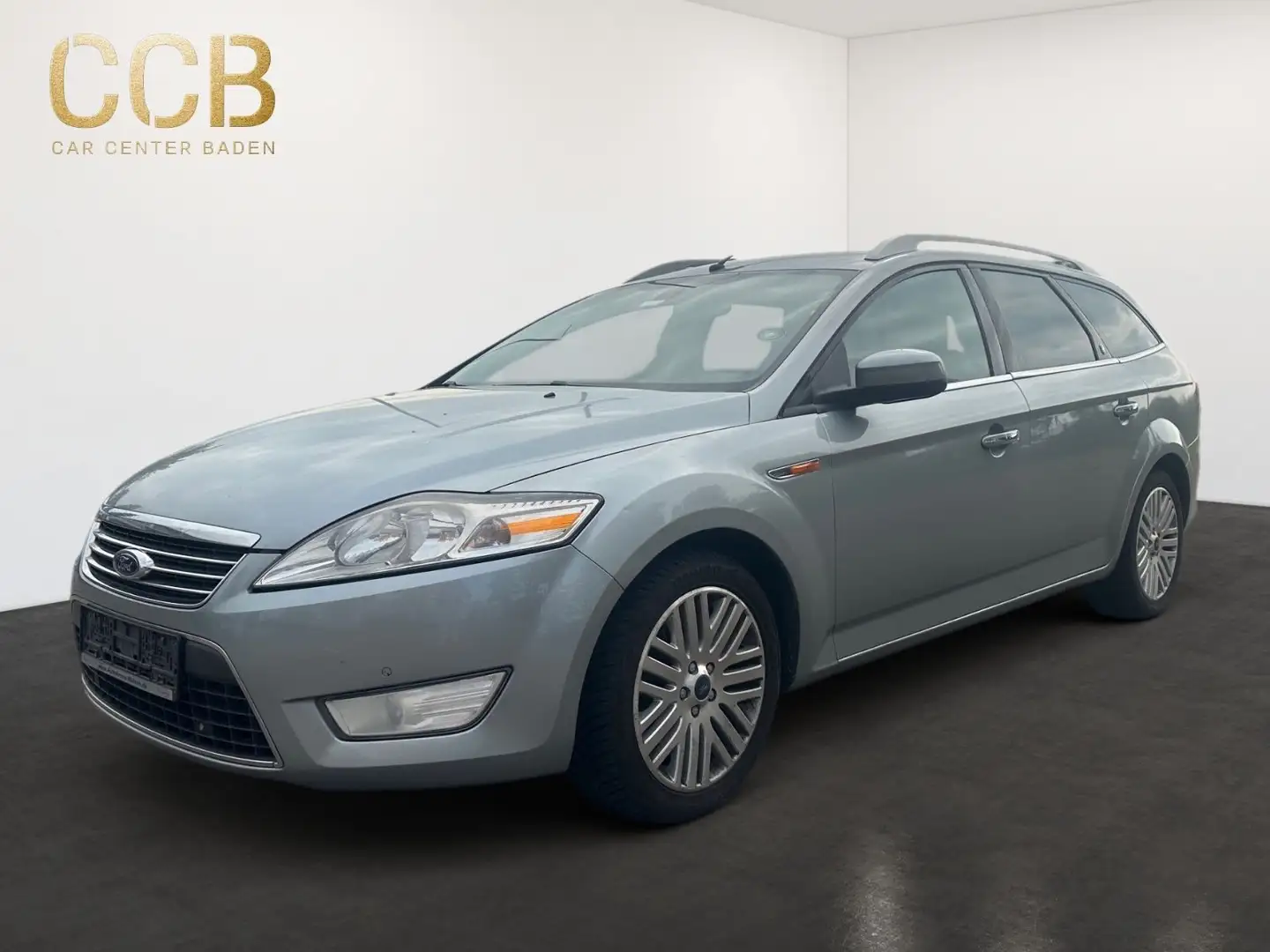 Ford Mondeo Turnier Ghia X Silber - 1