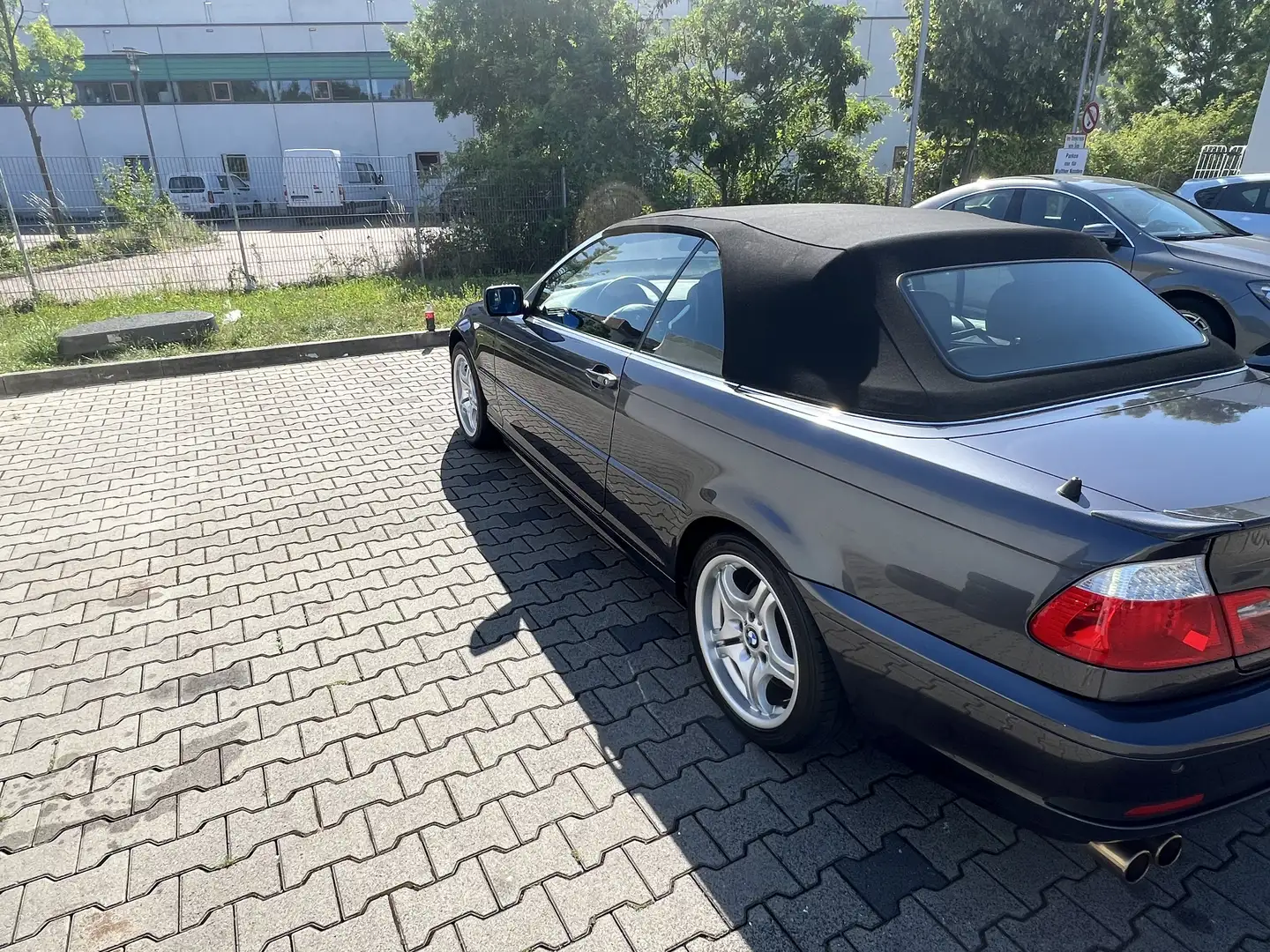 BMW 318 318 Ci Edition Exclusive Grau - 2