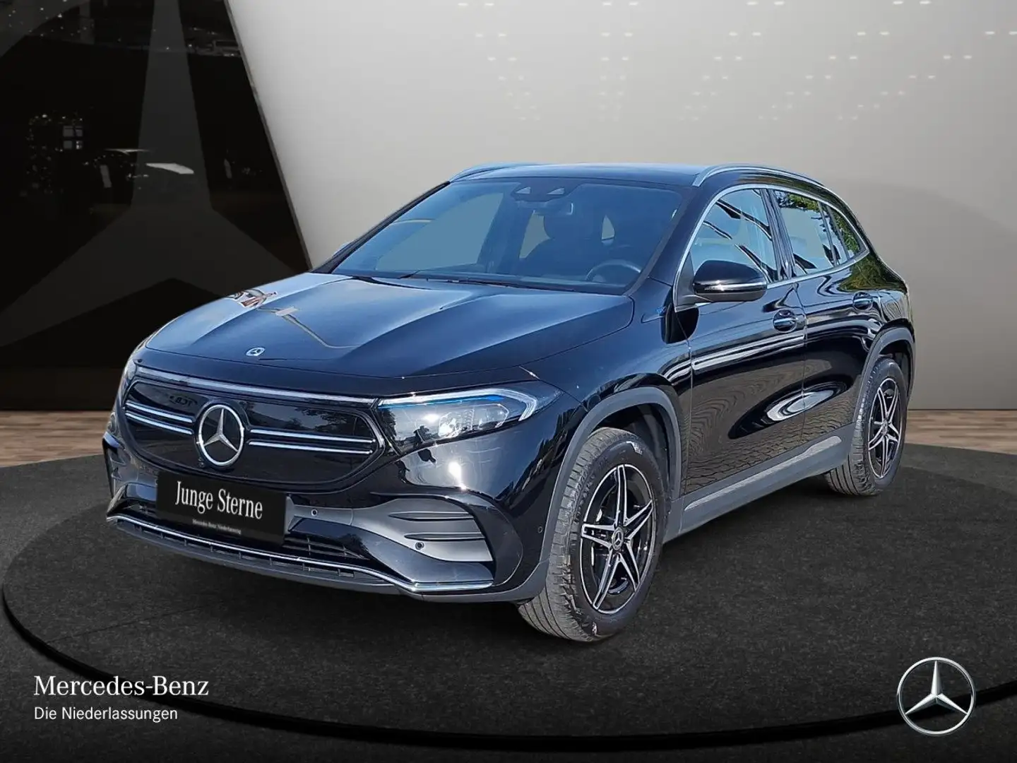 Mercedes-Benz EQA 250 AMG+PLUS-PAKET+PANO+KAMERA+HUD+KEYLESS Schwarz - 2