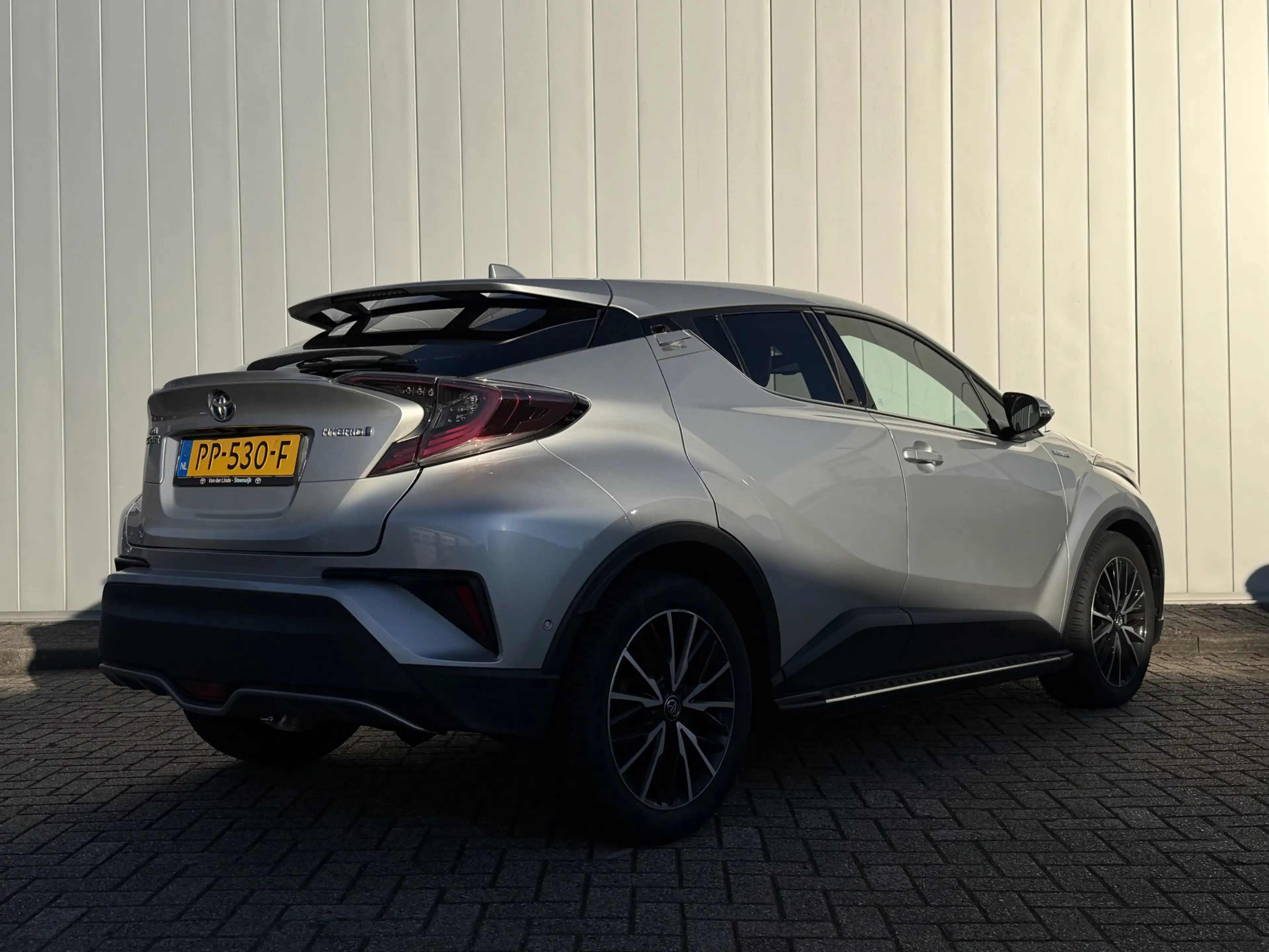 Toyota C-HR 1.8 Hybrid Premium Leer JBL Stoel Stuur Verwarming — photo 4
