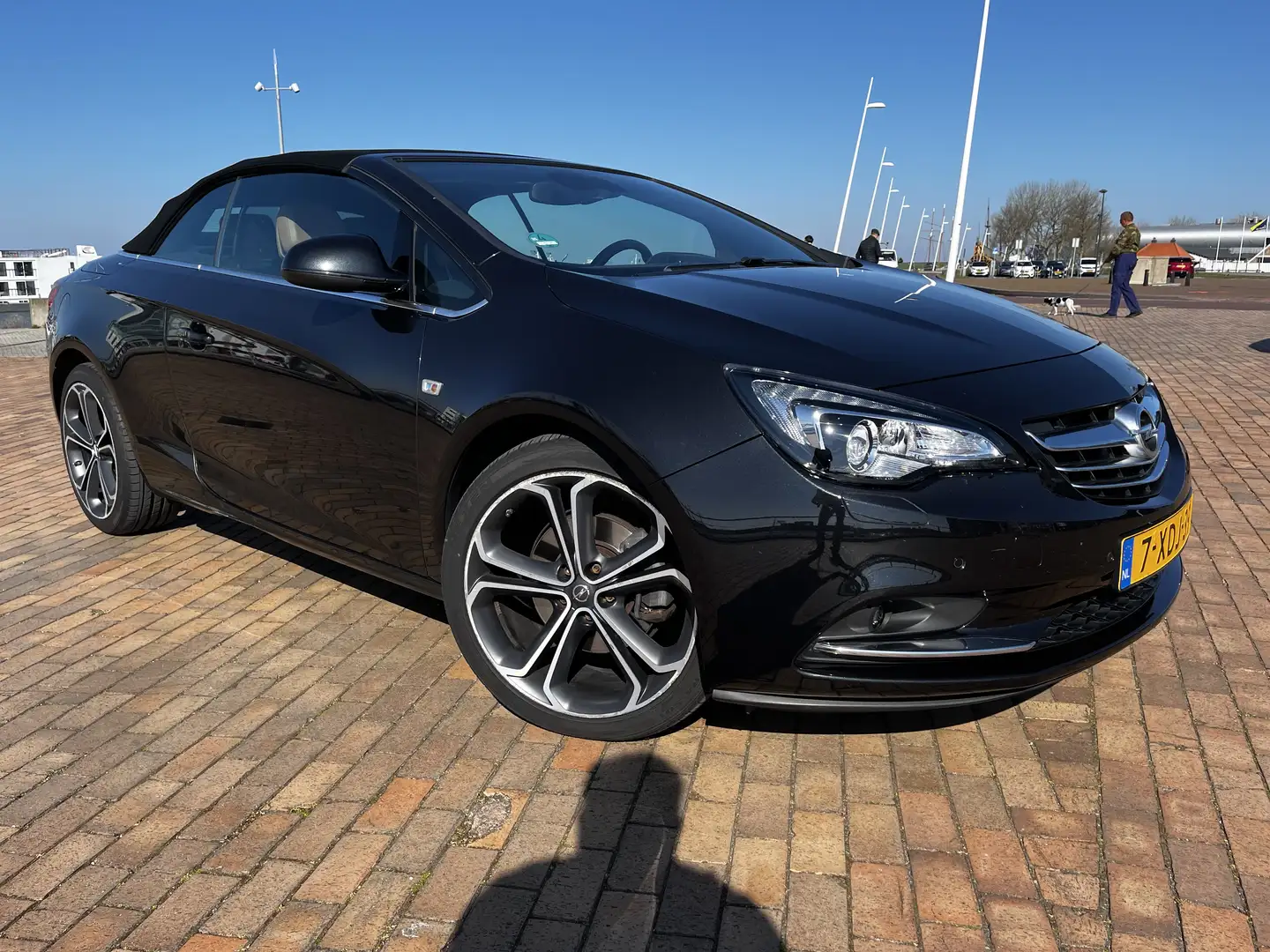 Opel Cascada 1.4 T ecoFLEX Cosmo Zwart - 2