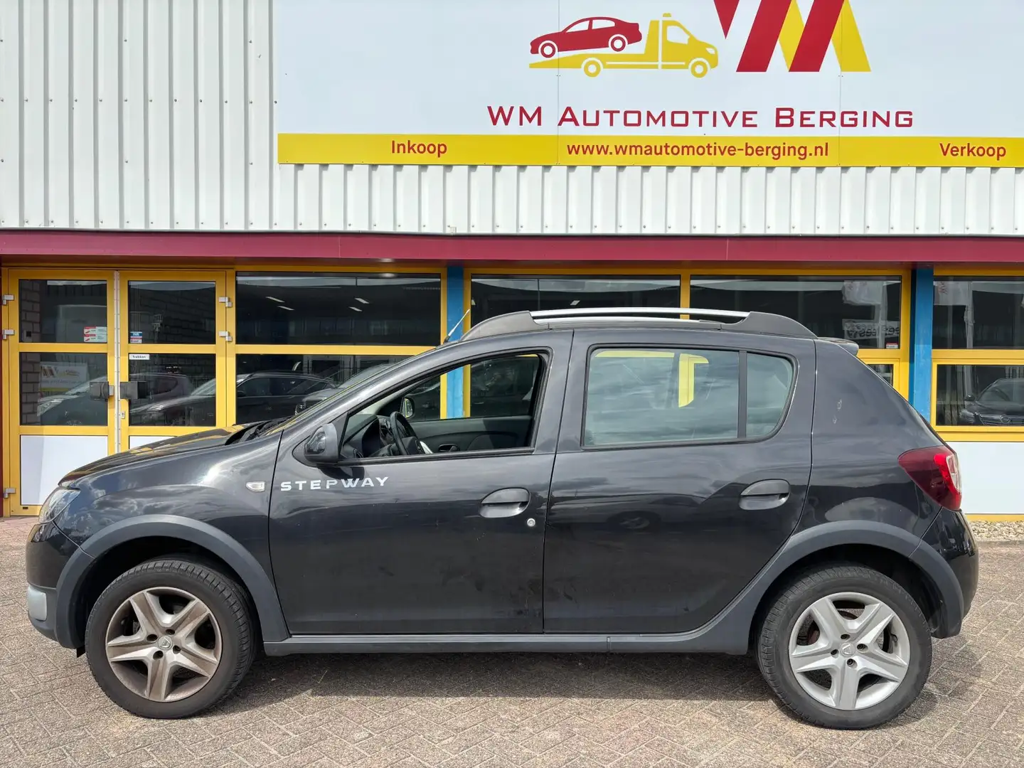 Dacia Sandero 0.9 TCe Stepway Lauréate Zwart - 2