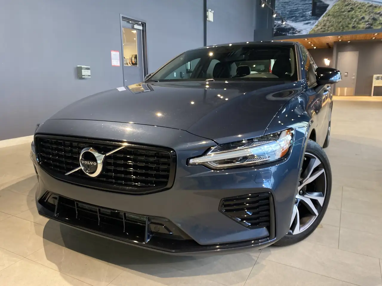 2022 Volvo S60