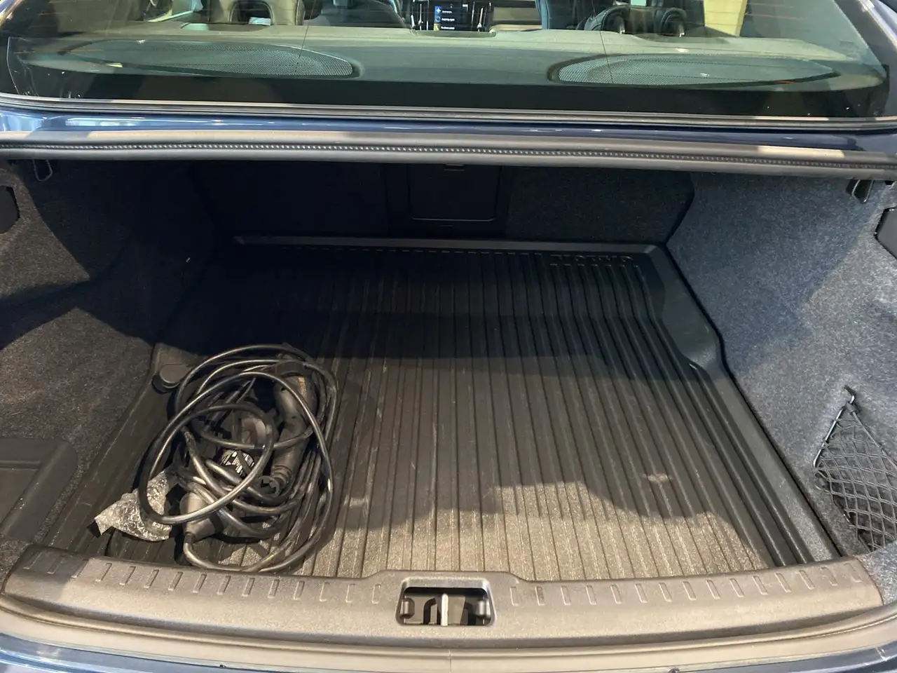 Volvo S60 снимка Volvo S60