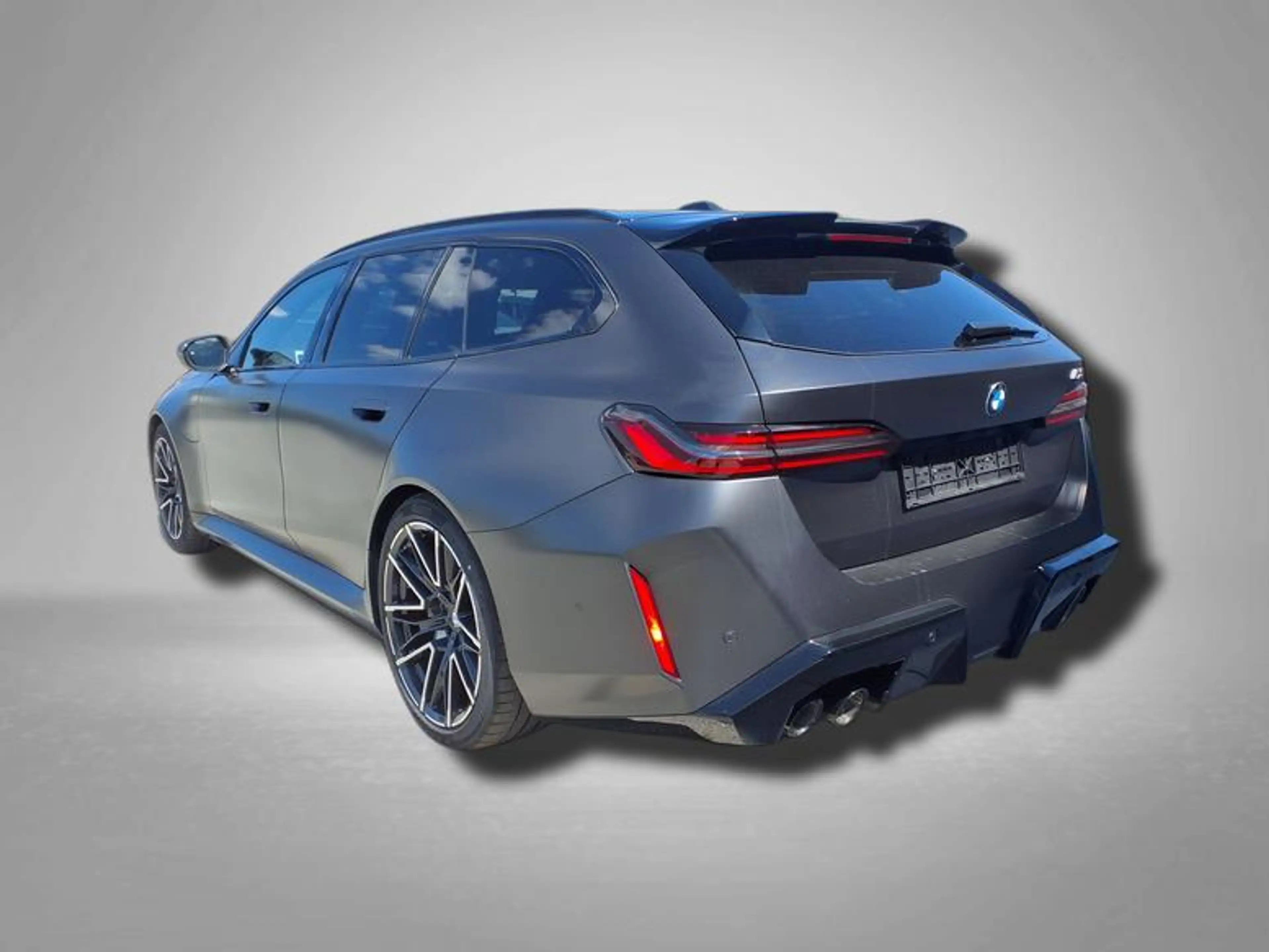 BMW M5 Touring M Steptronic xDrive 535 kW (727 PS), Au... — photo 2