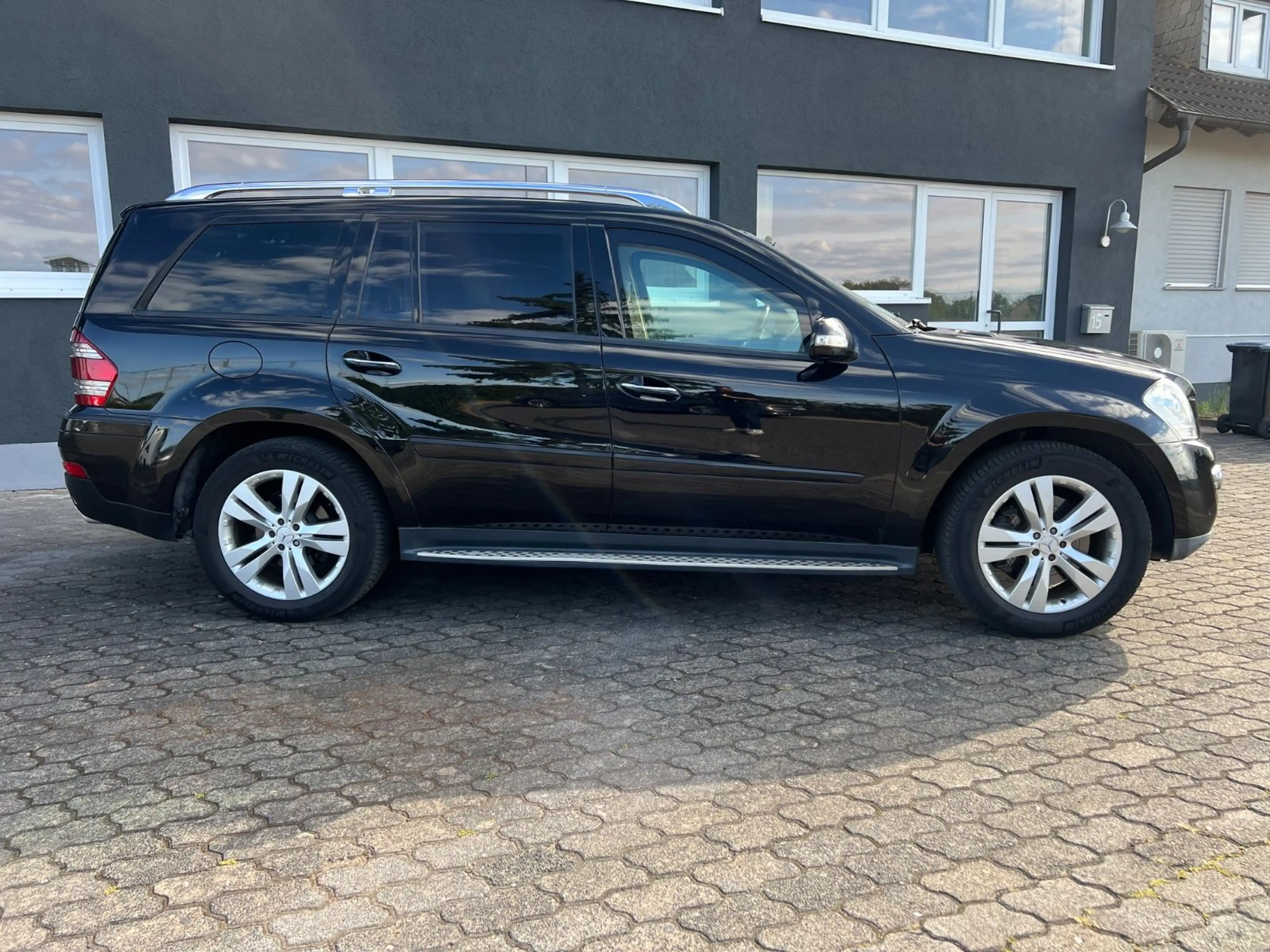 Mercedes-Benz GL 500 4Matic*VR7/B6+*ARMOURED*GEPANZERT*ARMORED — photo 4
