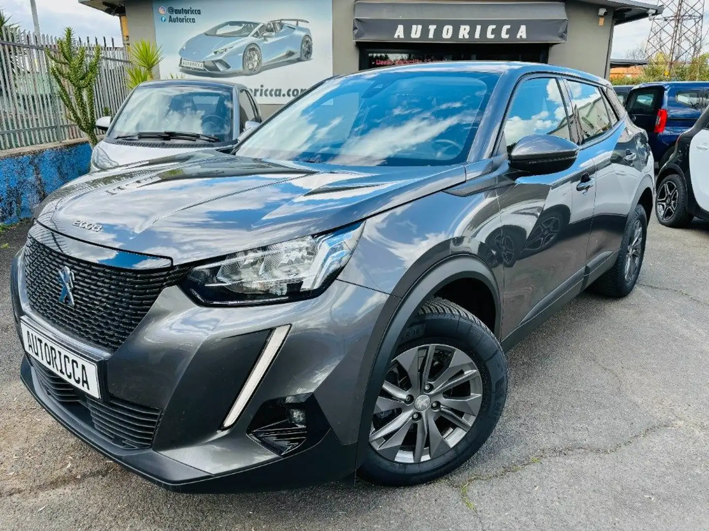 Peugeot 2008 1.5 BlueHDi 110CV *TAGLIANDI CASAMADRE*UNICOPROPR* Grigio - 1