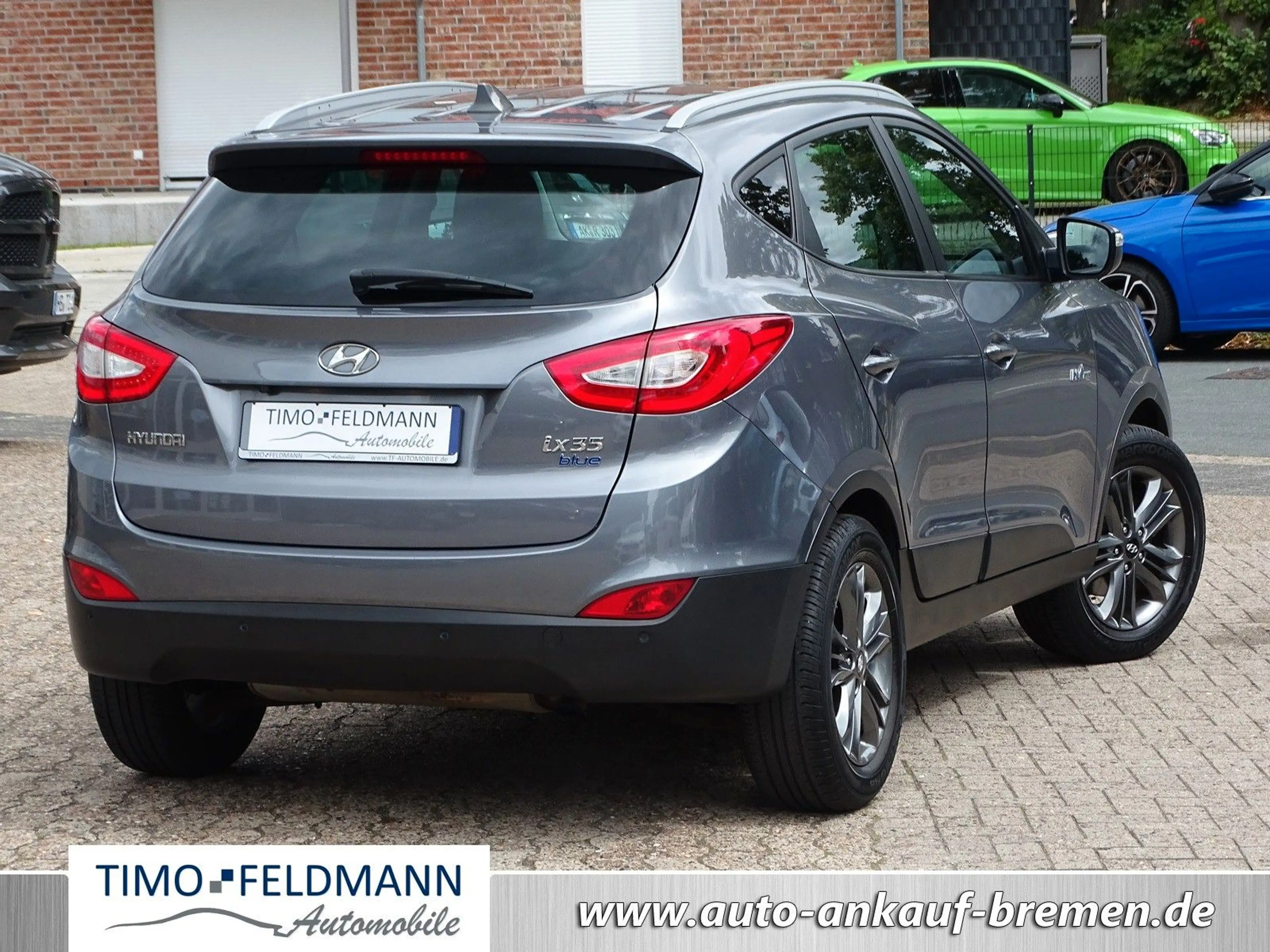 Hyundai iX35 blue Finale 2WD — photo 4