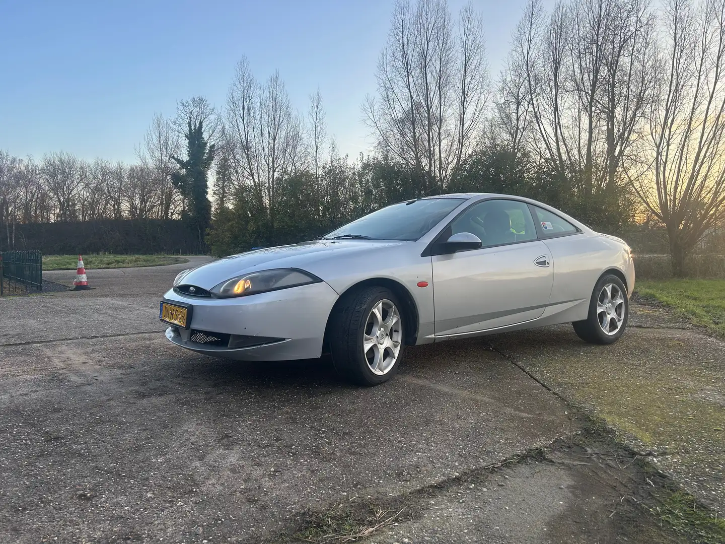 Ford Cougar Cougar 2.5-24V V6 Silber - 1