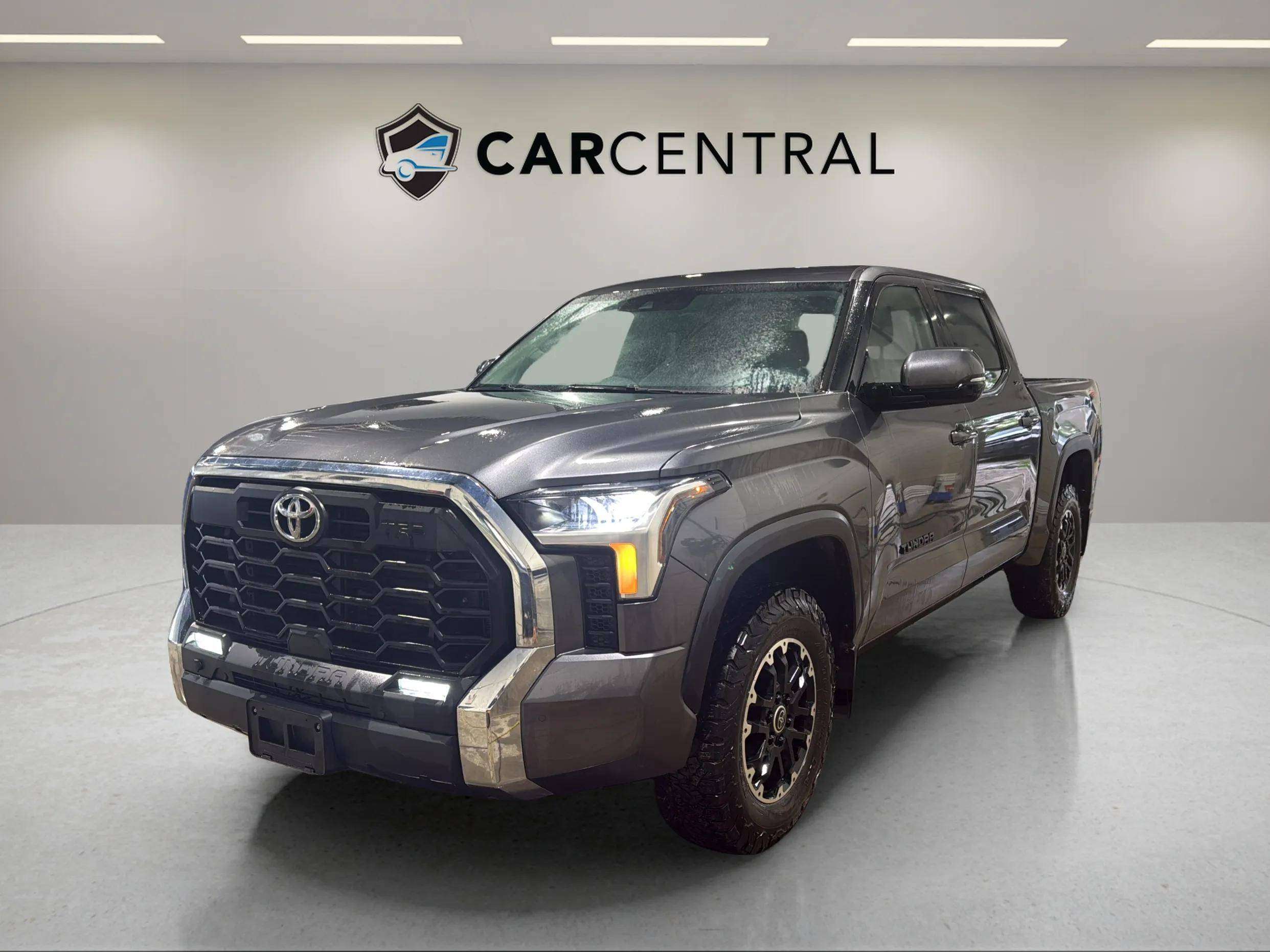 2022 Toyota Tundra SR5 CrewMax Cab 4WD