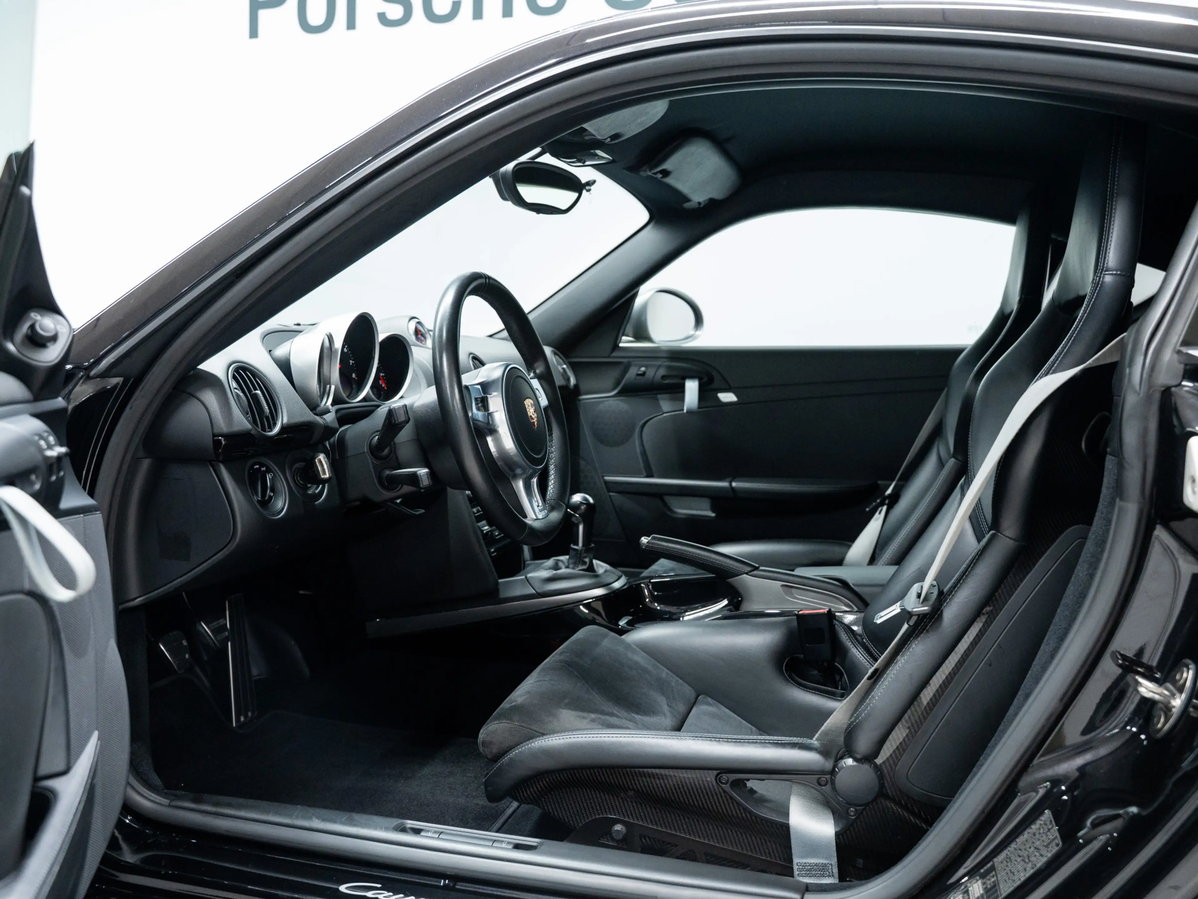 Porsche Cayman R — photo 7