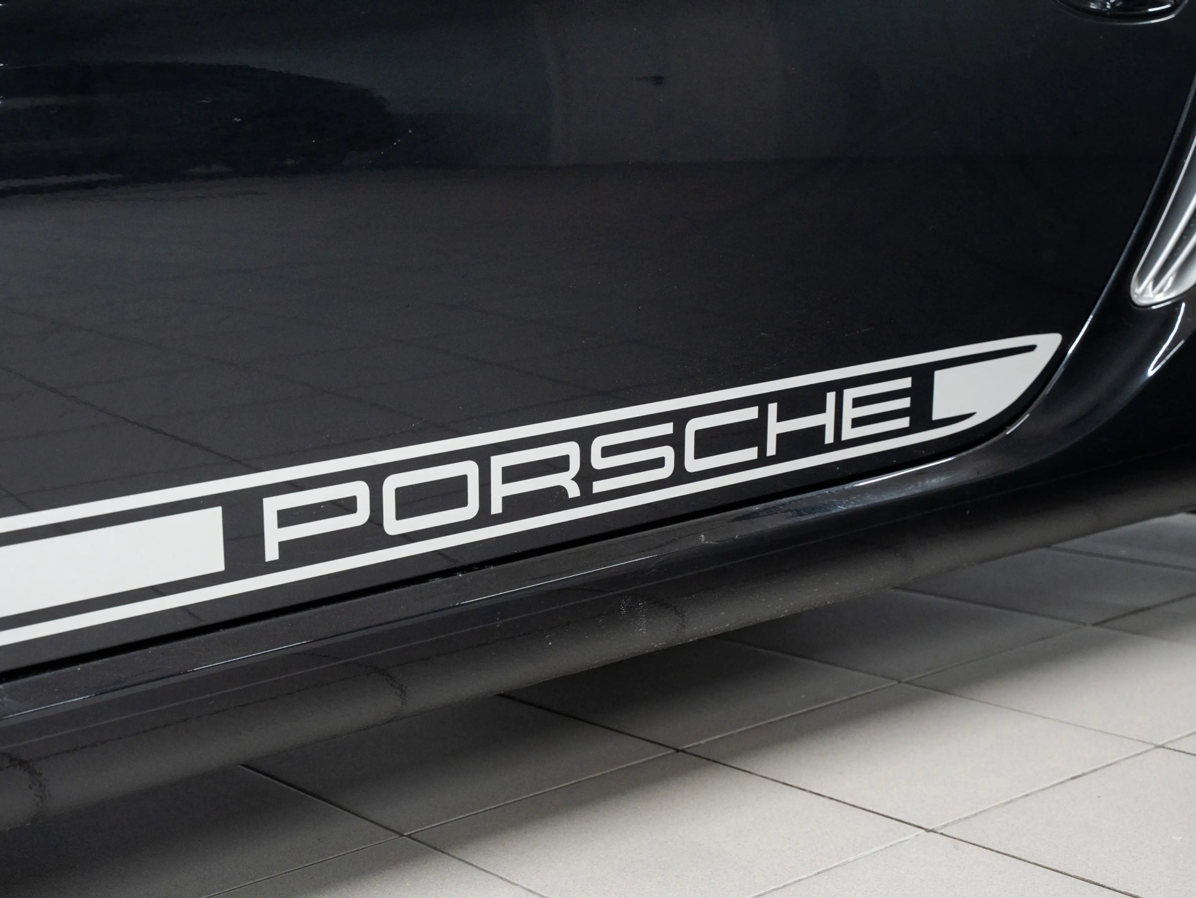 Porsche Cayman R — photo 14