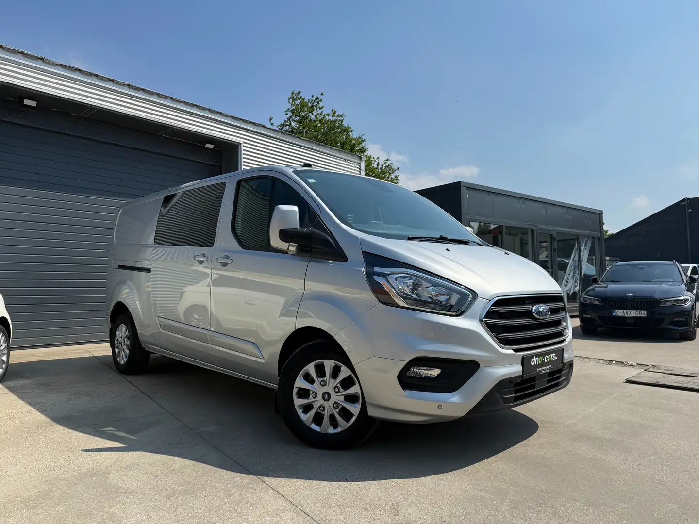 Ford Transit Custom 2.0 TDCi L2H1 Limited Multi S/S / TREKHAAK / APPLE Ezüst - 1
