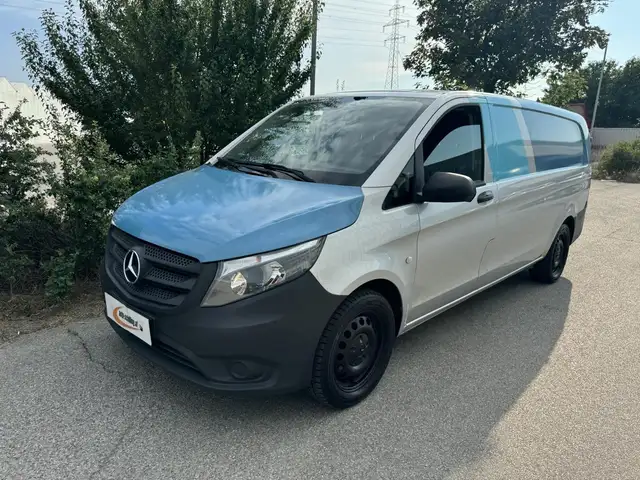 Mercedes-Benz Vito view 5