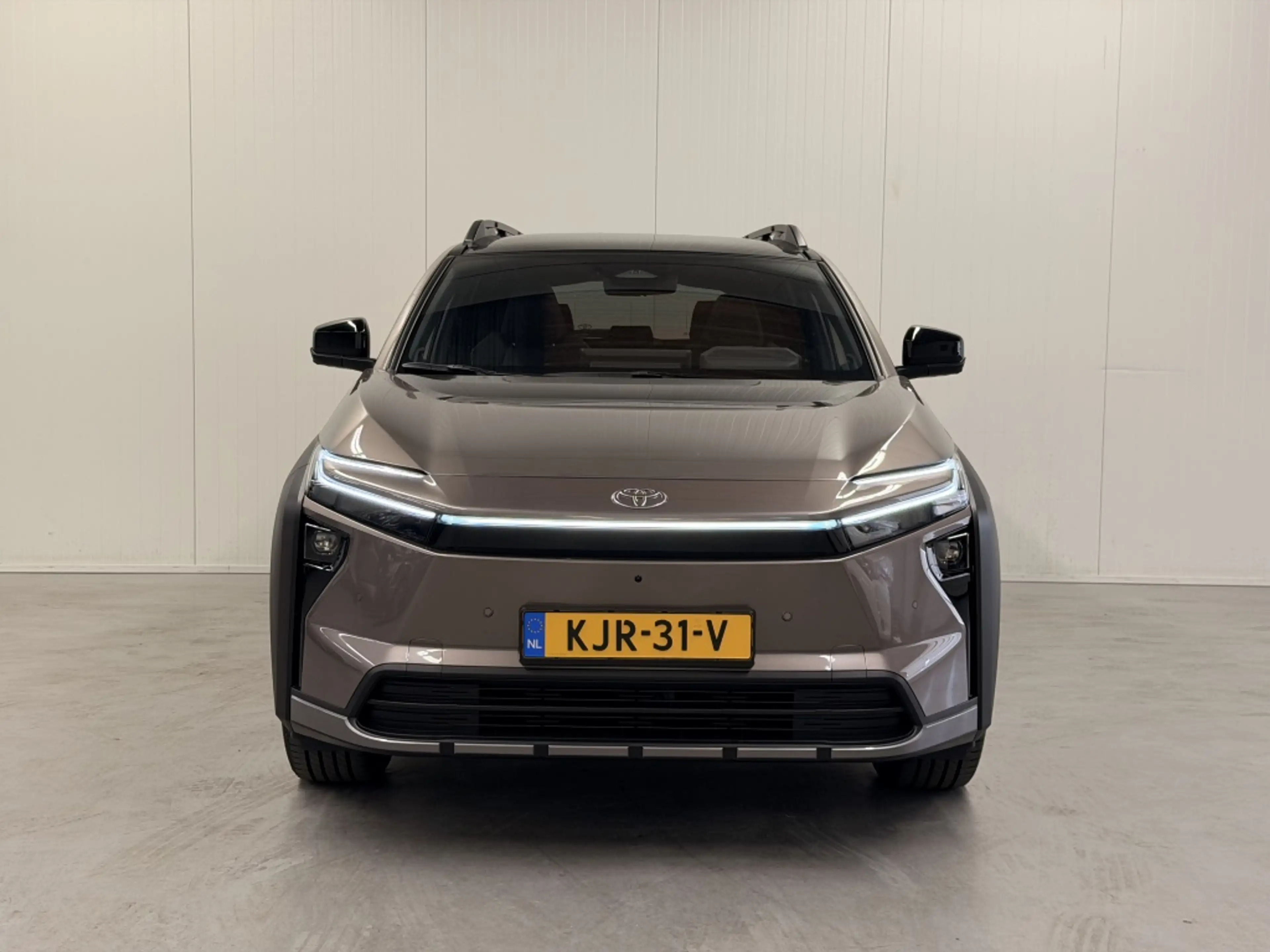 Toyota bZ4X Touring Executive AWD 75 kWh — photo 6