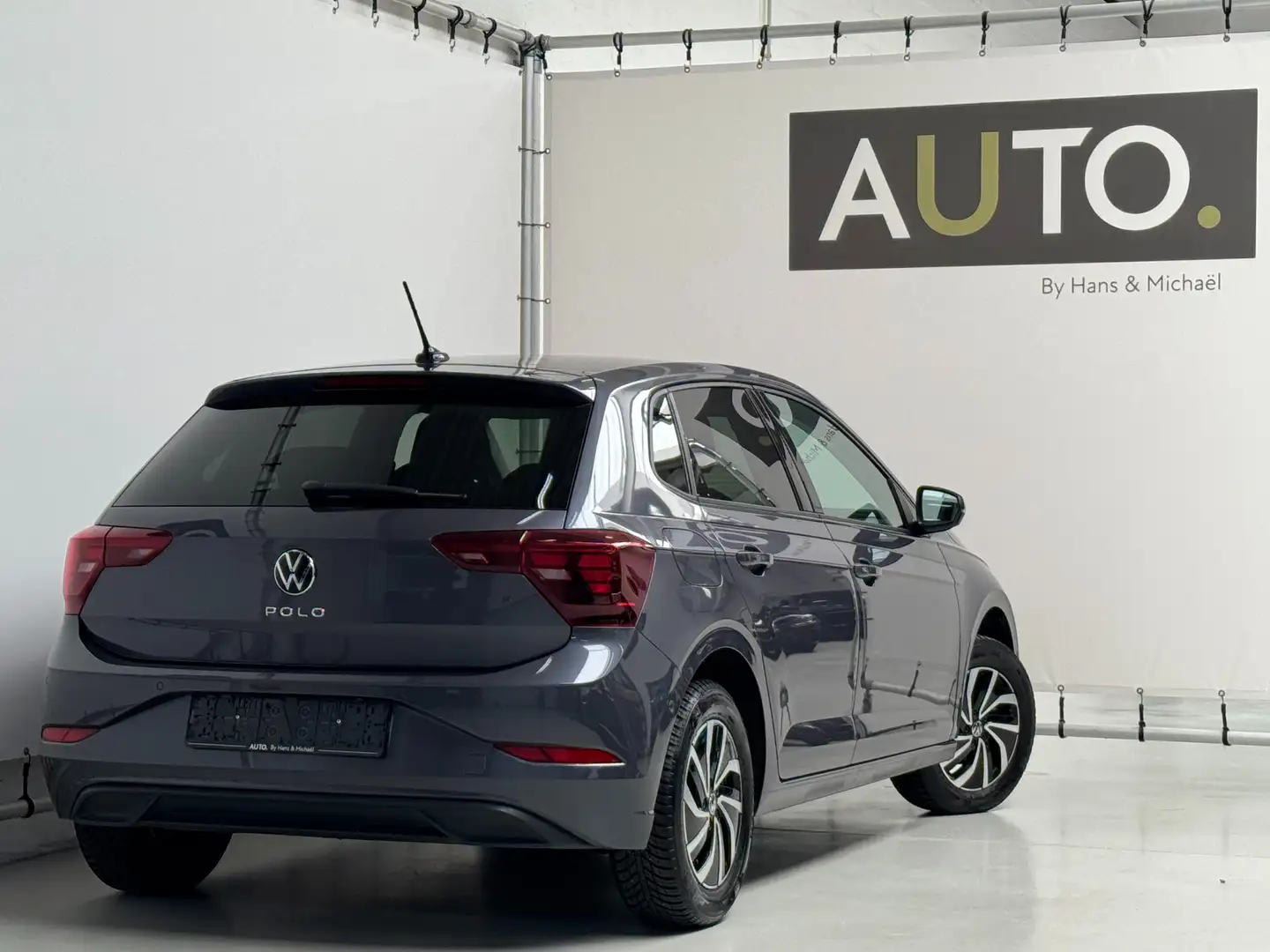 Volkswagen Polo 1.0TSI DSG Automaat *LED*PDC*CARPLAY* Gris - 2