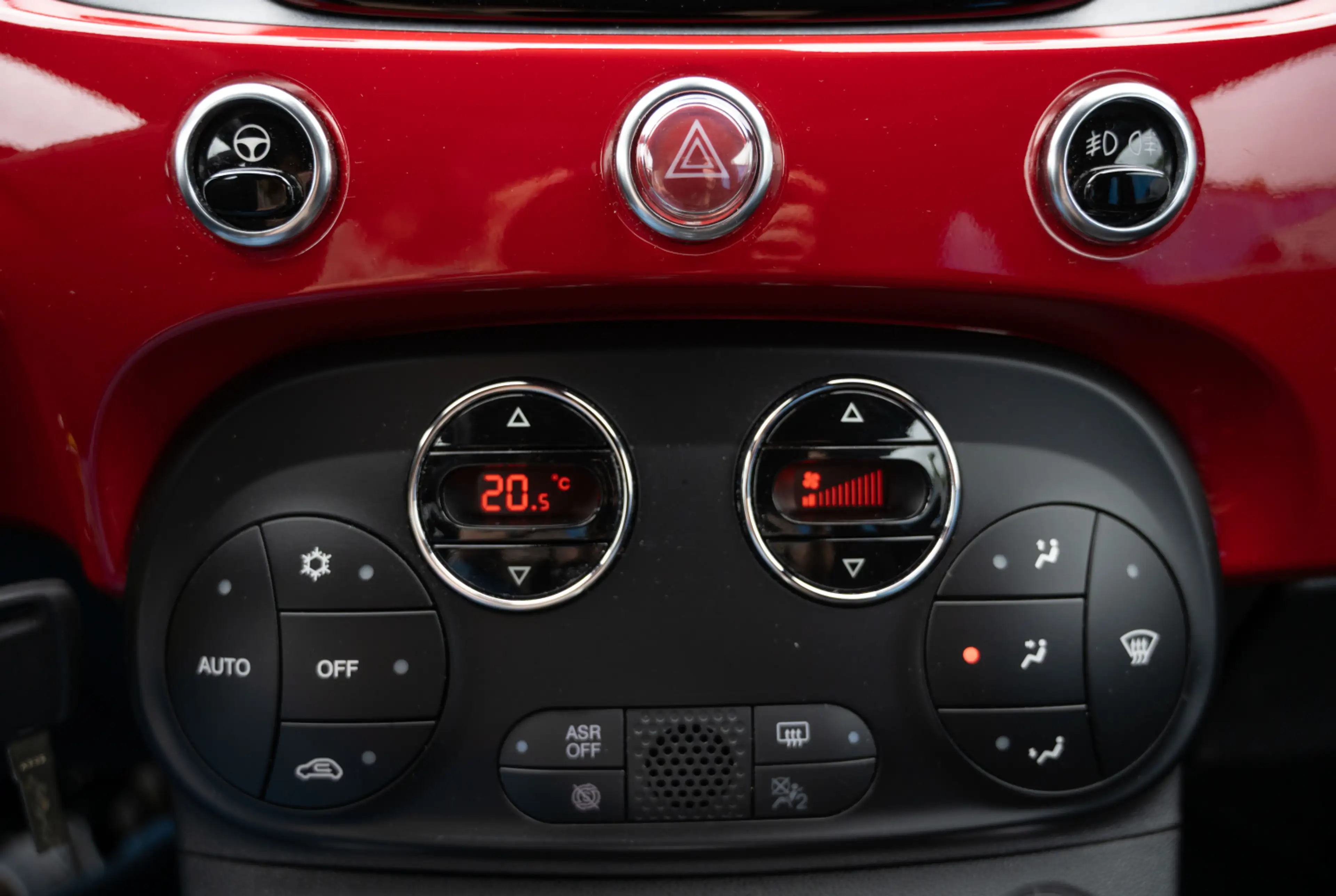 Fiat 500 Red 1.0 Hybrid *KOMFORT-PAKET*TECH-PAKET*MIRRORSCREEN — photo 10