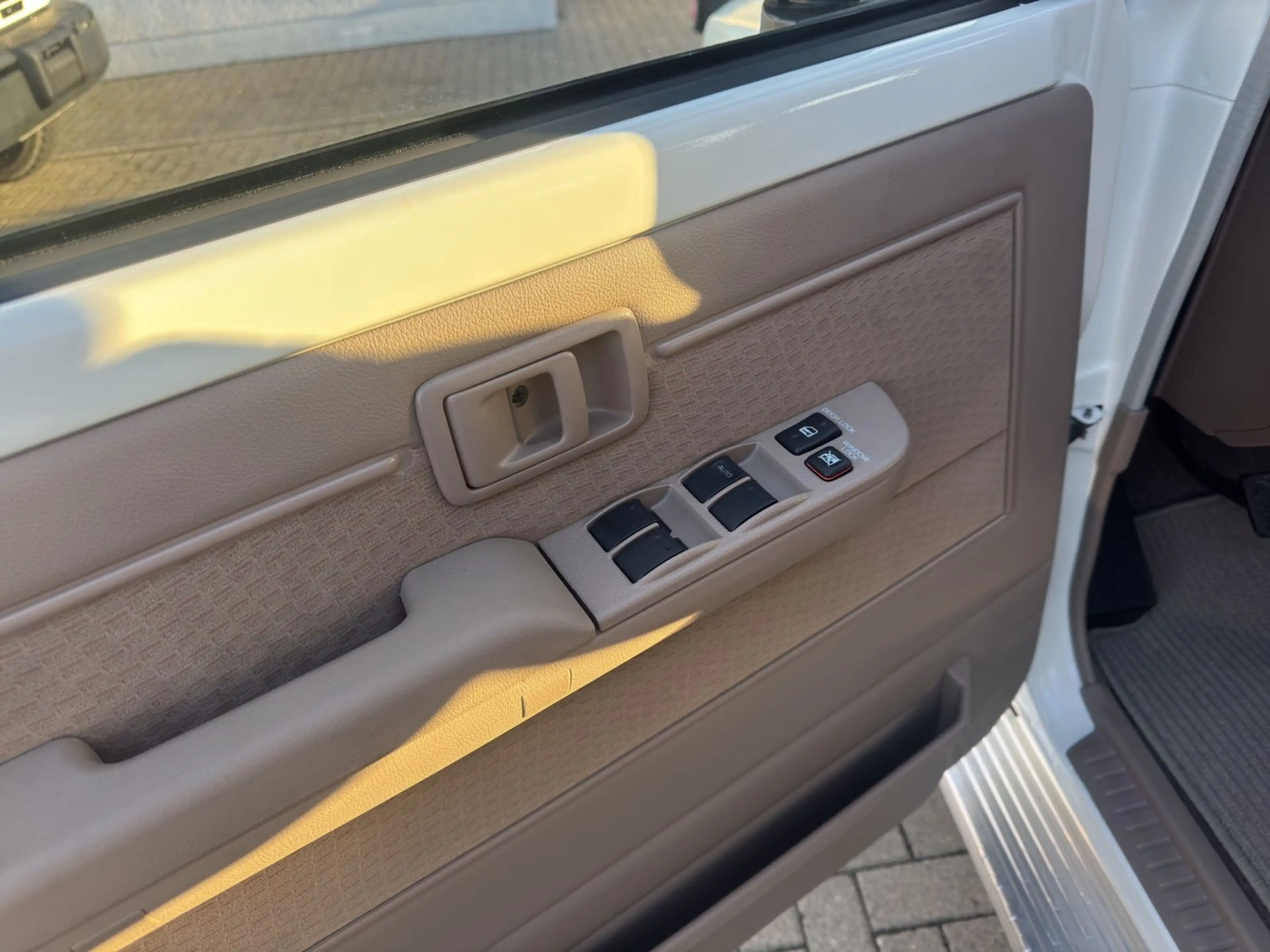 Toyota Land Cruiser GRJ 76 4,0i V6 Euro-6e 4x4 SOFORT — photo 8