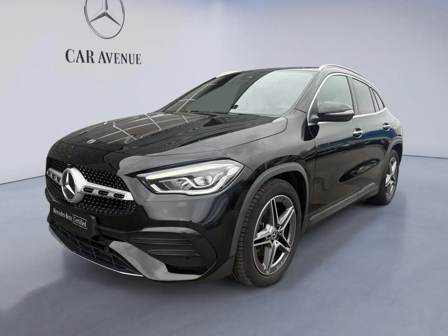 Mercedes-Benz GLA 180 AMG Line Noir - 1