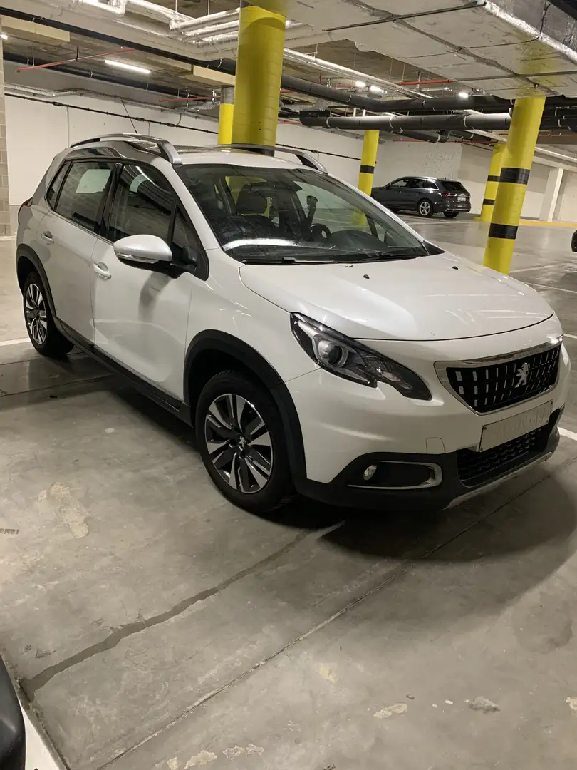 Peugeot 2008 Superbe 1.2i PureTech Allure - 2