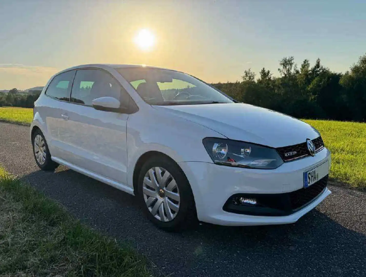 Volkswagen Polo 1.2 TEAM; GTI-Optik; Unfallfrei; 2. Hand Blanco - 2