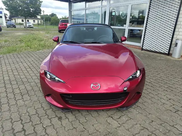 Mazda MX-5 1.5L SKYACTIV-G (132 hp) Exclusive-line