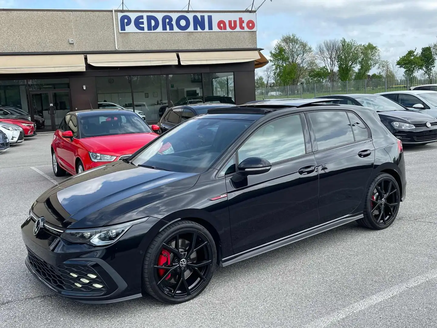 Volkswagen Golf GTI 8 2.0 TSI DSG DCC Led-Matrix Tetto Navi 19 Estoril Negro - 1