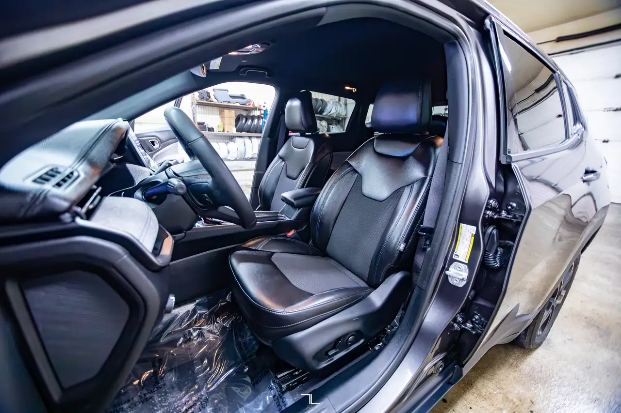 Jeep Compass photo Jeep Compass