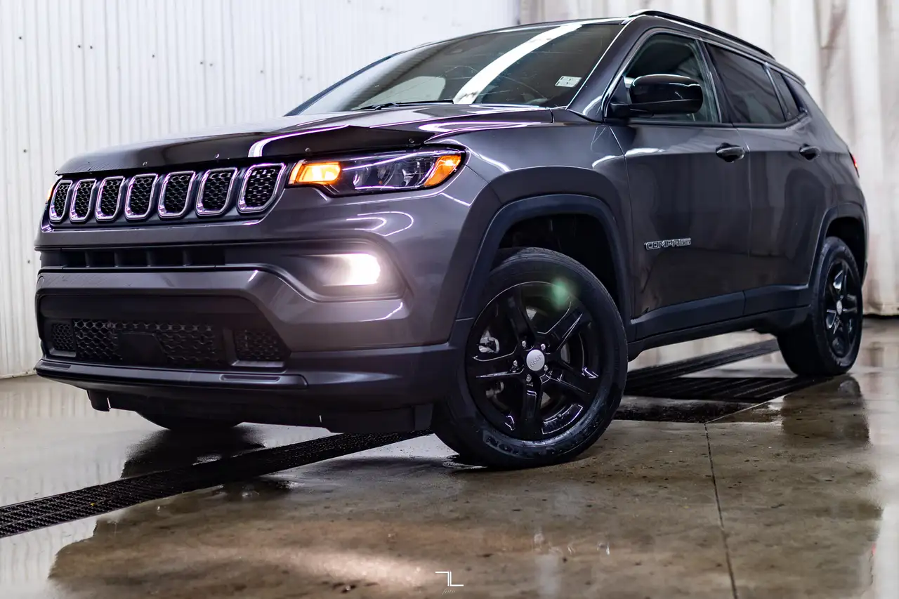 Jeep Compass photo Jeep Compass