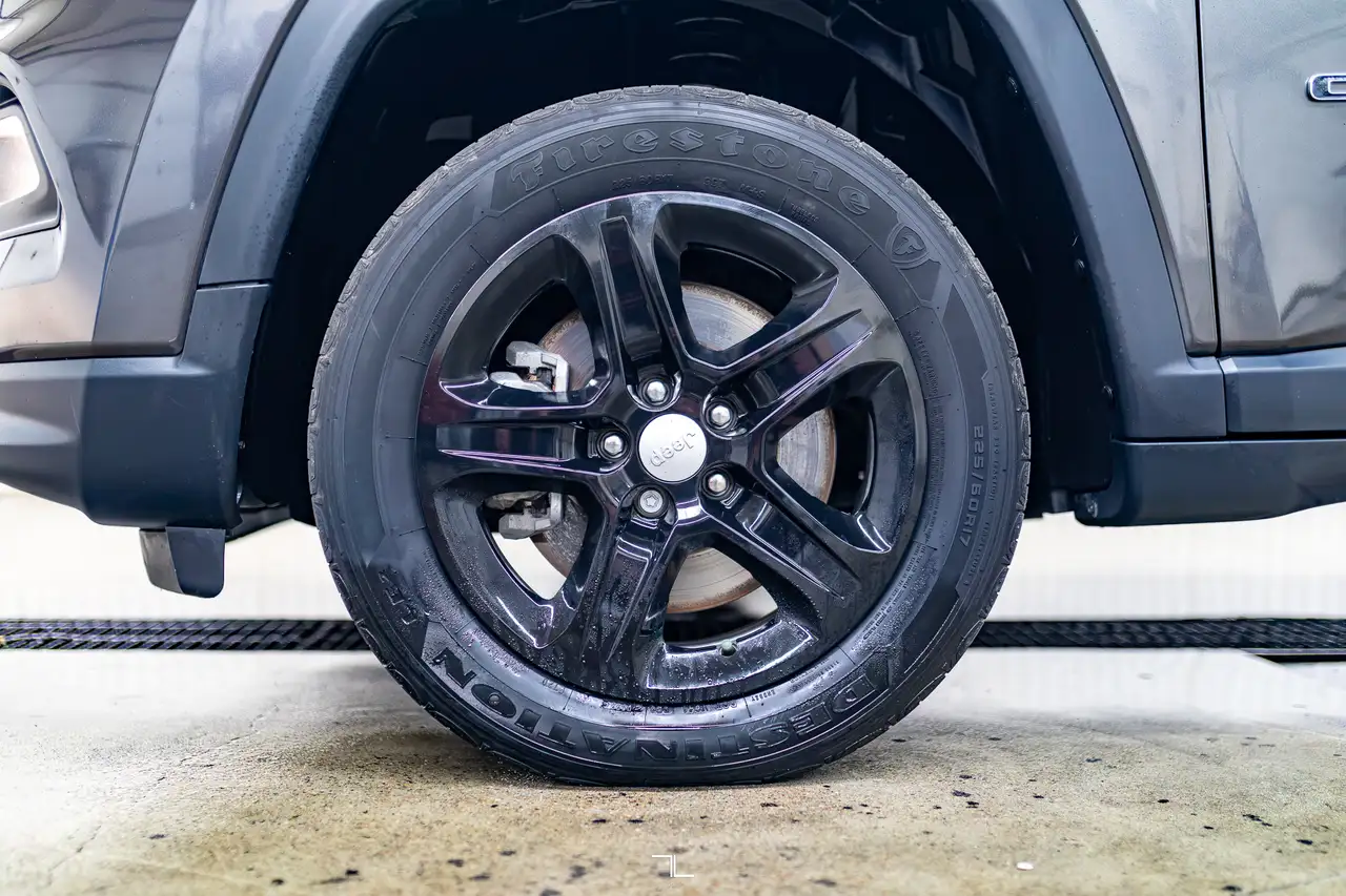 Jeep Compass photo Jeep Compass