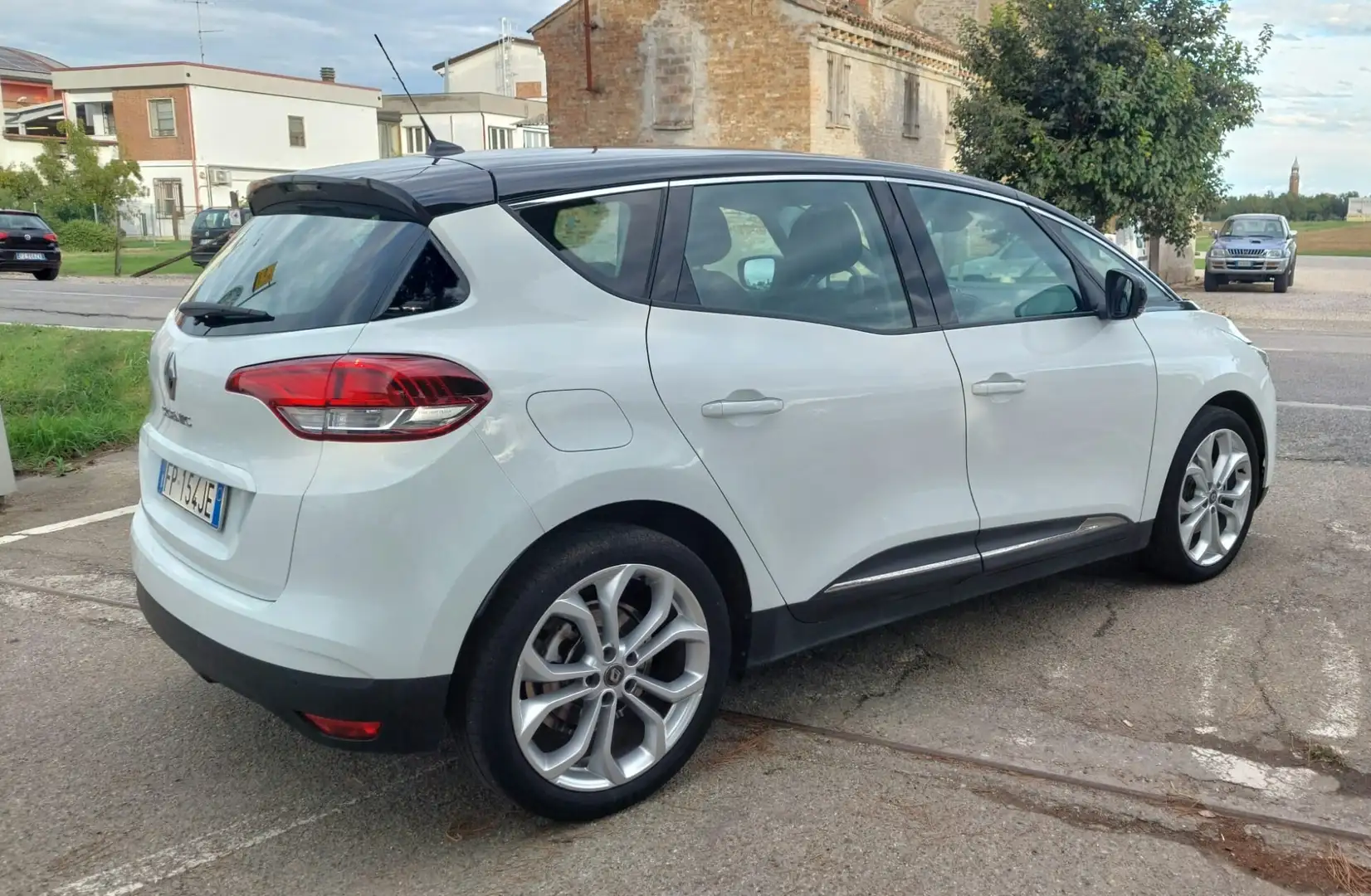 Renault Scenic Scénic dCi 8V 110 CV Energy Sport Edition2 Blanc - 2