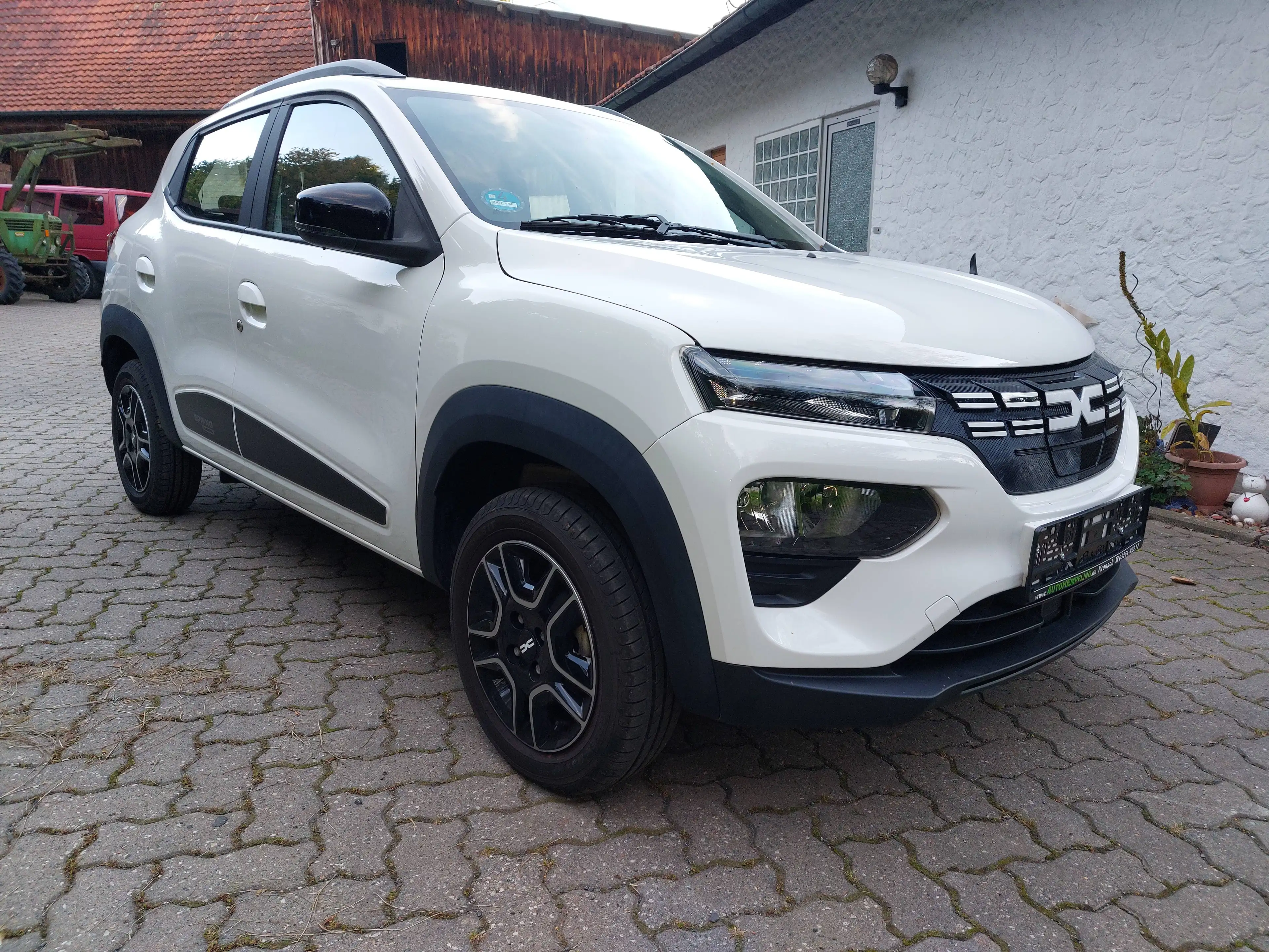 Dacia Spring Electric 45 ESSENTIAL CCS Servo Klima ZV DAB+ Blueth.