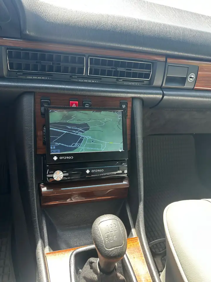 Mercedes-Benz 300 SE W126, foto 4