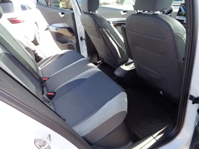 Volkswagen Id.3 view 11