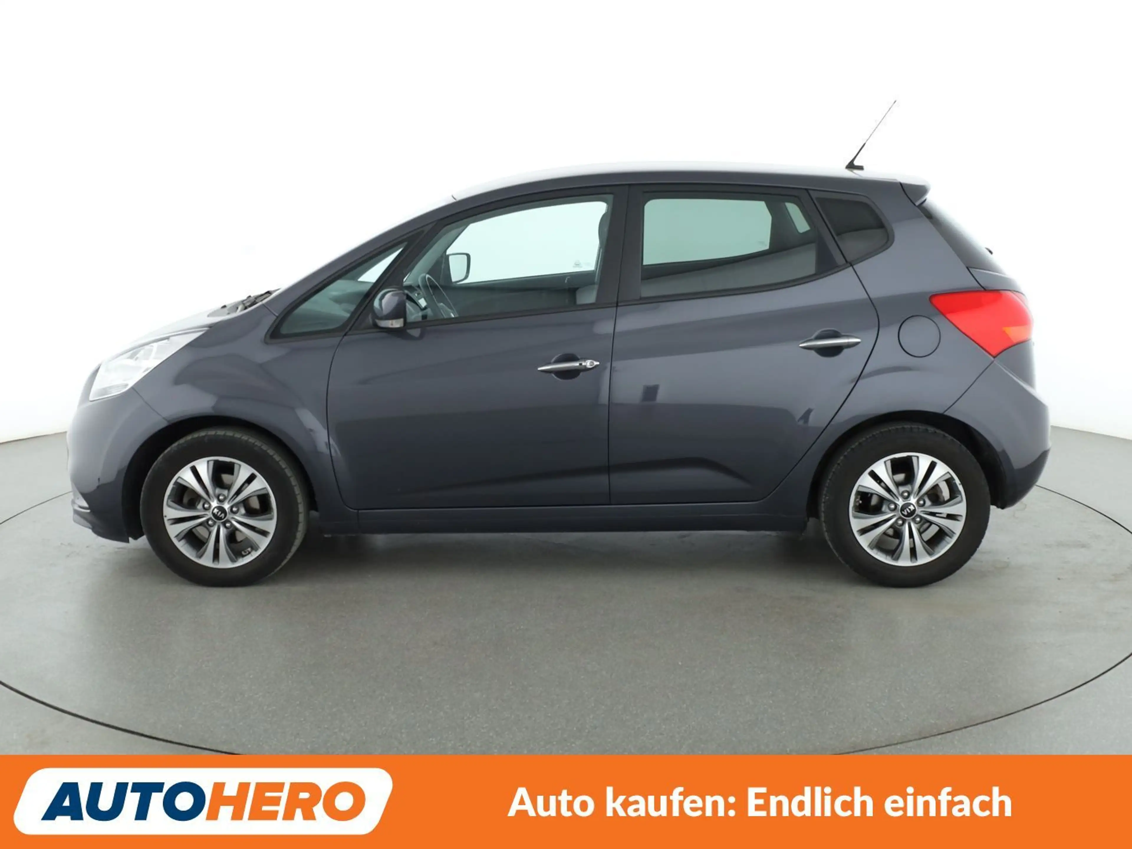 Kia Venga 1.6 UEFA Euro 2016 Aut.*CAM*PDC*SHZ*KLIMA* — photo 3