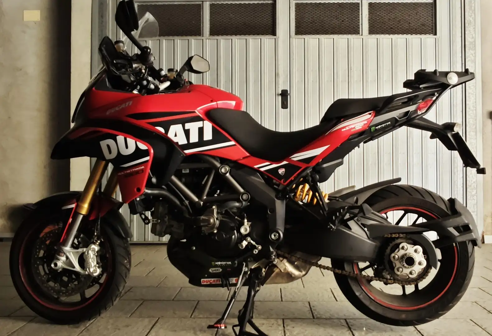 Ducati Multistrada 1200 S Touring Red - 2