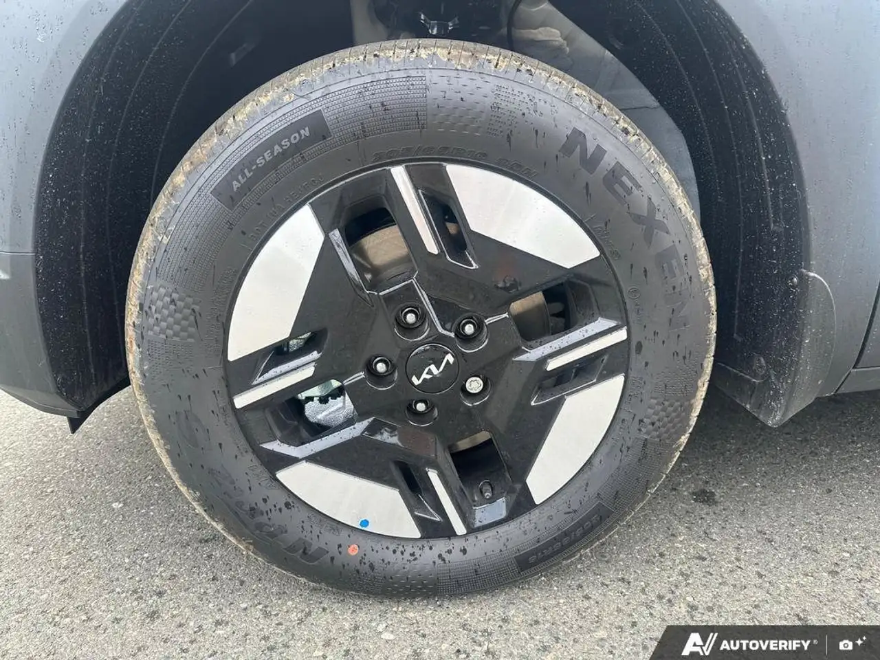 Kia Seltos снимка Kia Seltos