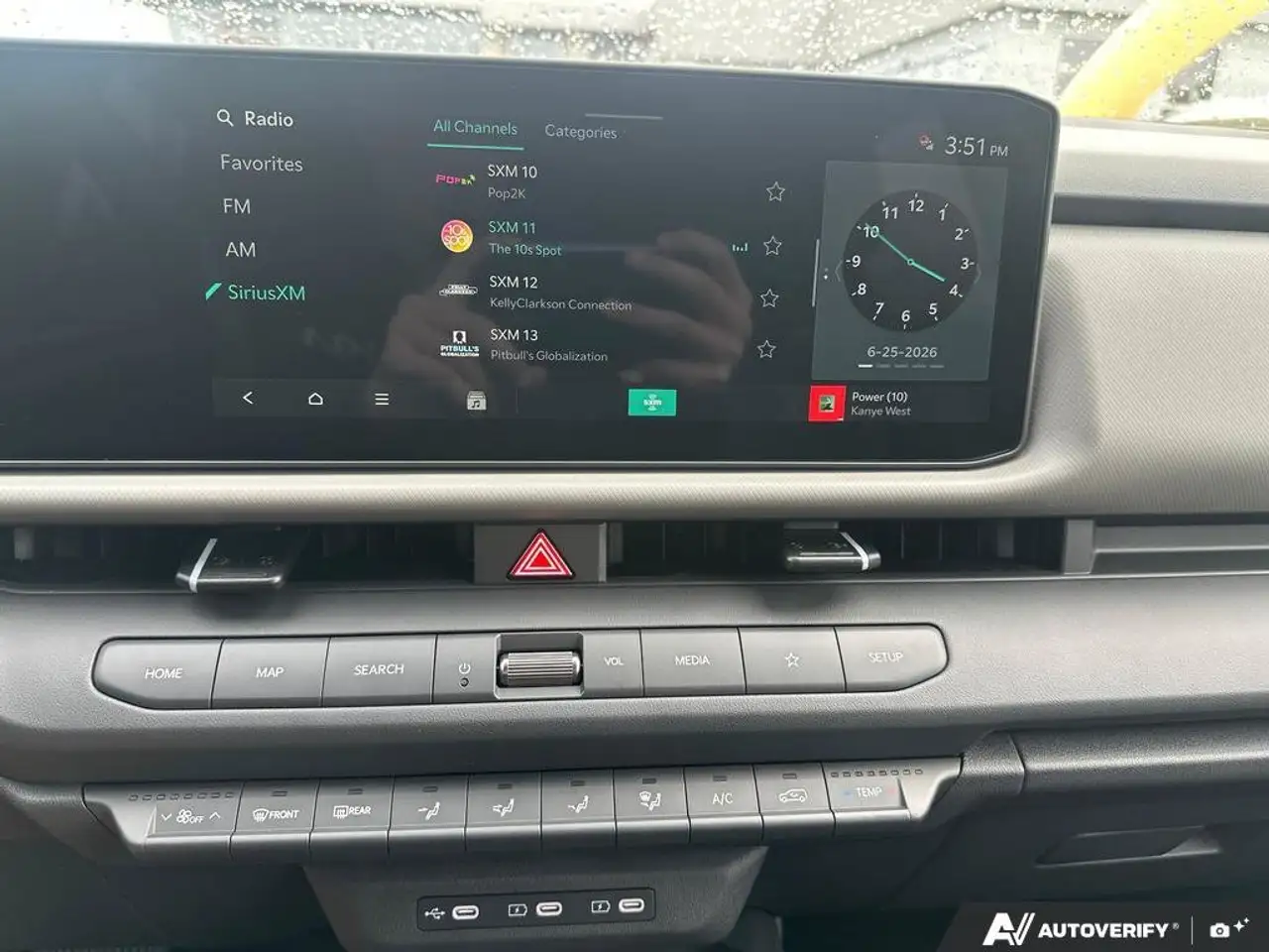 Kia Seltos снимка Kia Seltos