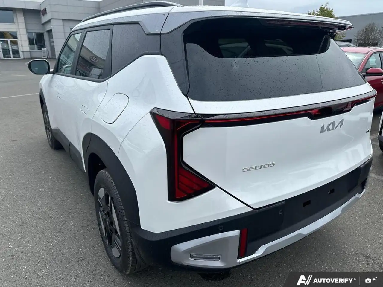 Kia Seltos снимка Kia Seltos