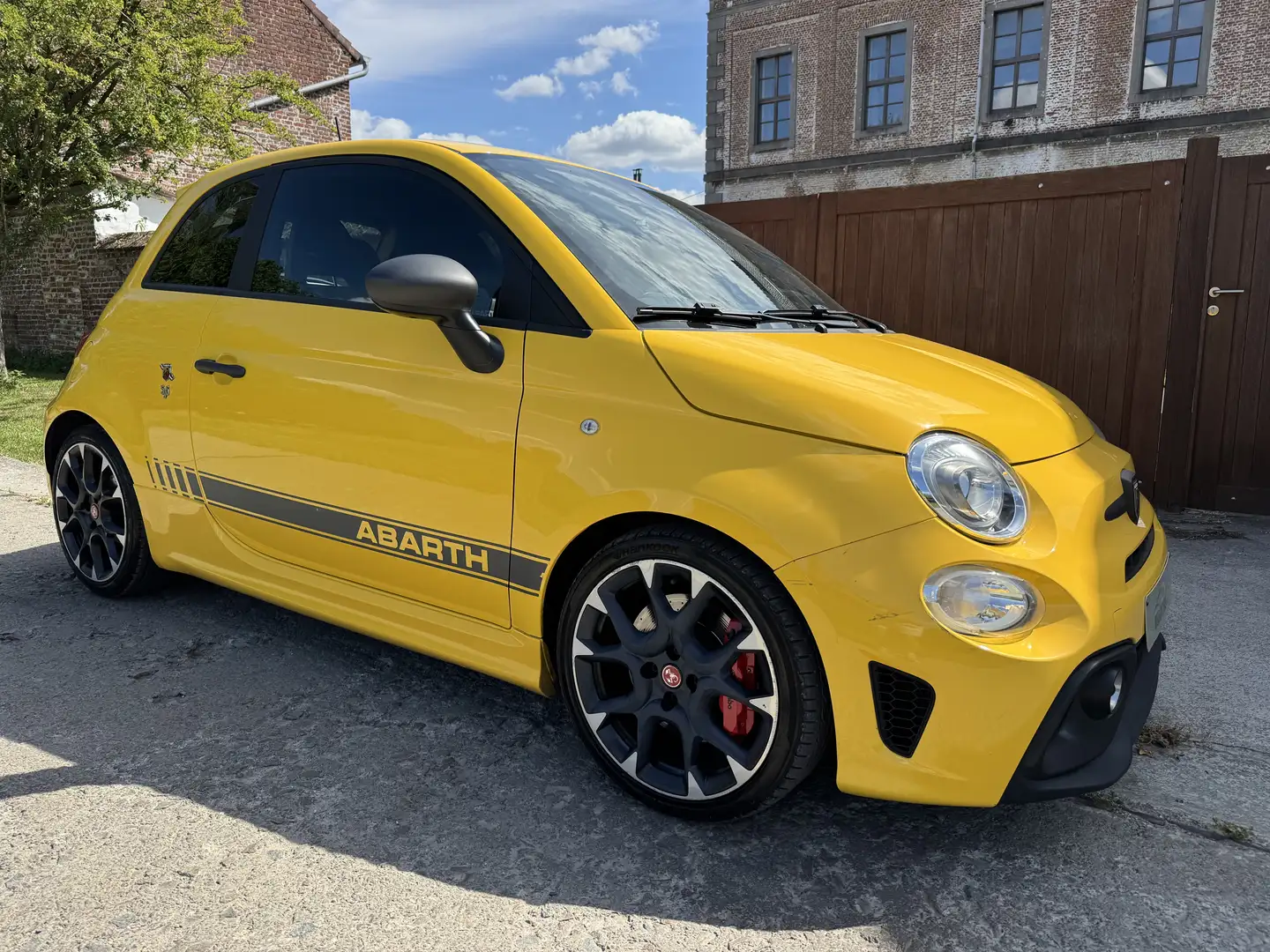 Abarth 595 Competizione 595 1.4 T-Jet Competizione  AUTOMATIC (EU6d-TEMP) Жовтий - 1