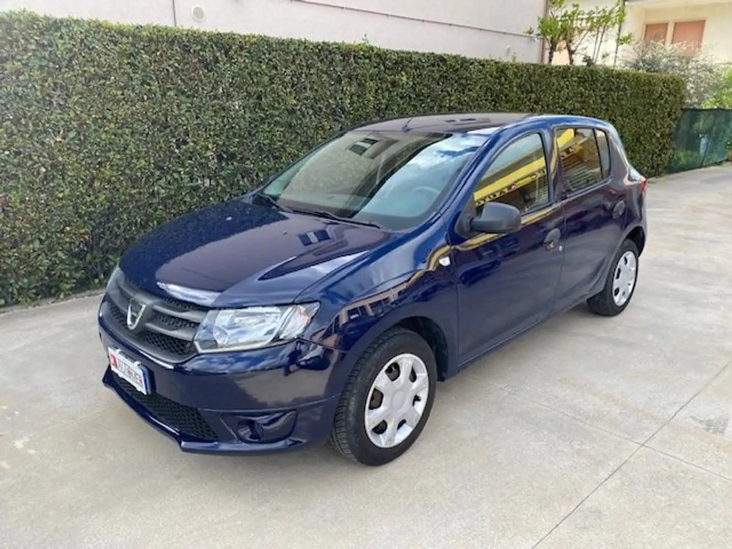 Dacia Sandero Sandero II 2015 1.5 dci Laureate Blauw - 1