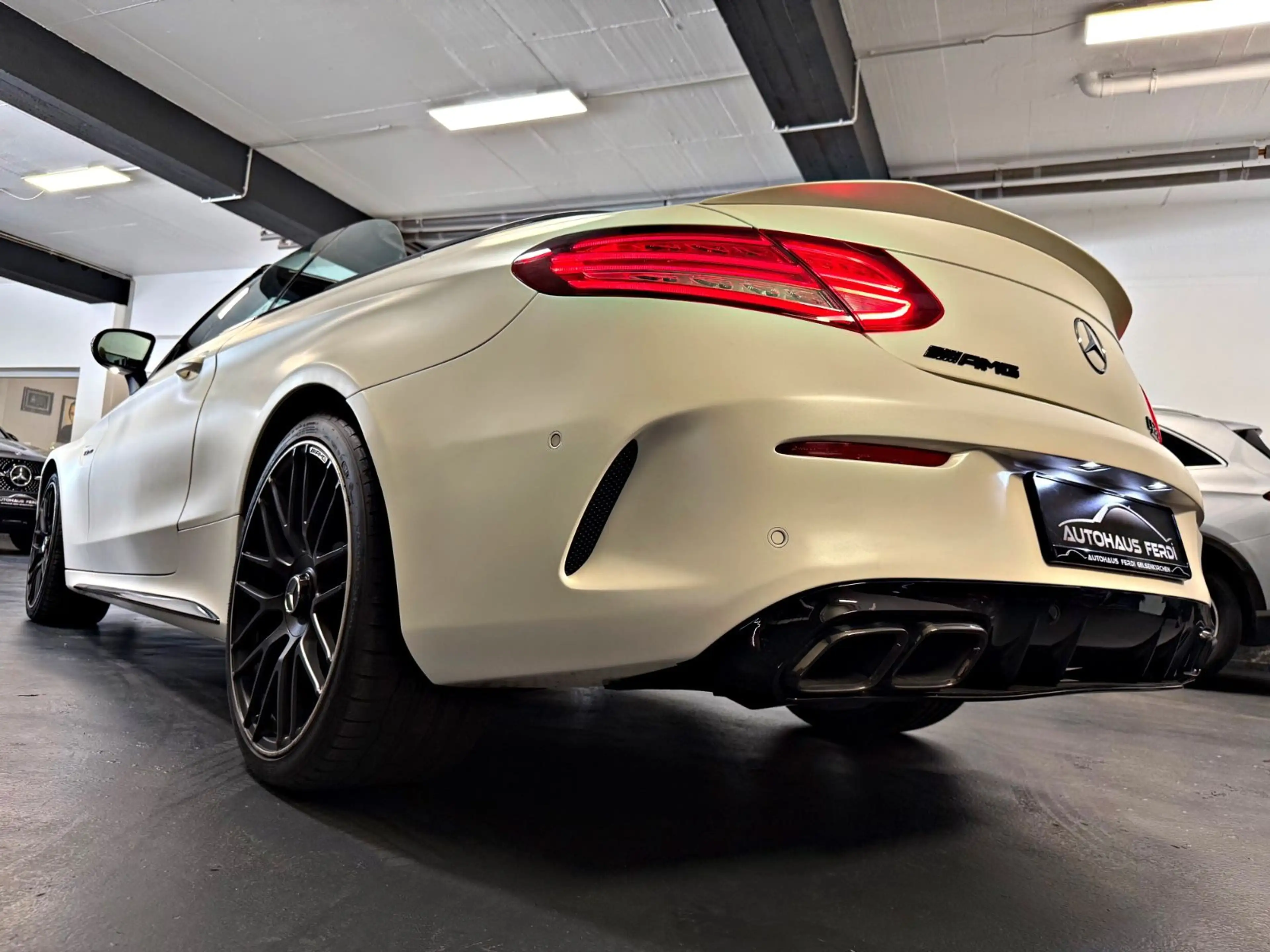 Mercedes-Benz C 63 AMG S Cabrio Performance Totwinkel Memory — photo 13