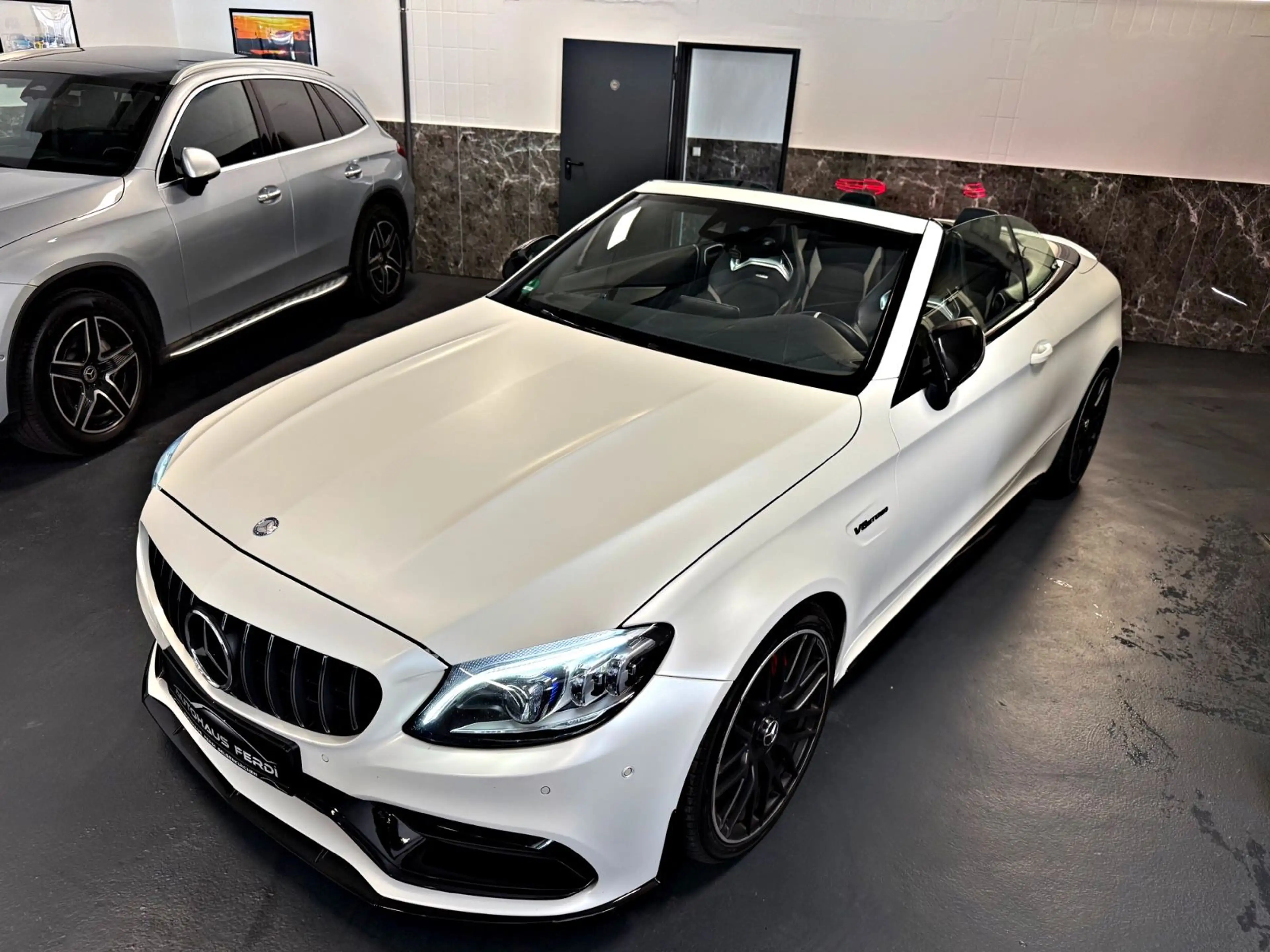 Mercedes-Benz C 63 AMG S Cabrio Performance Totwinkel Memory — photo 2
