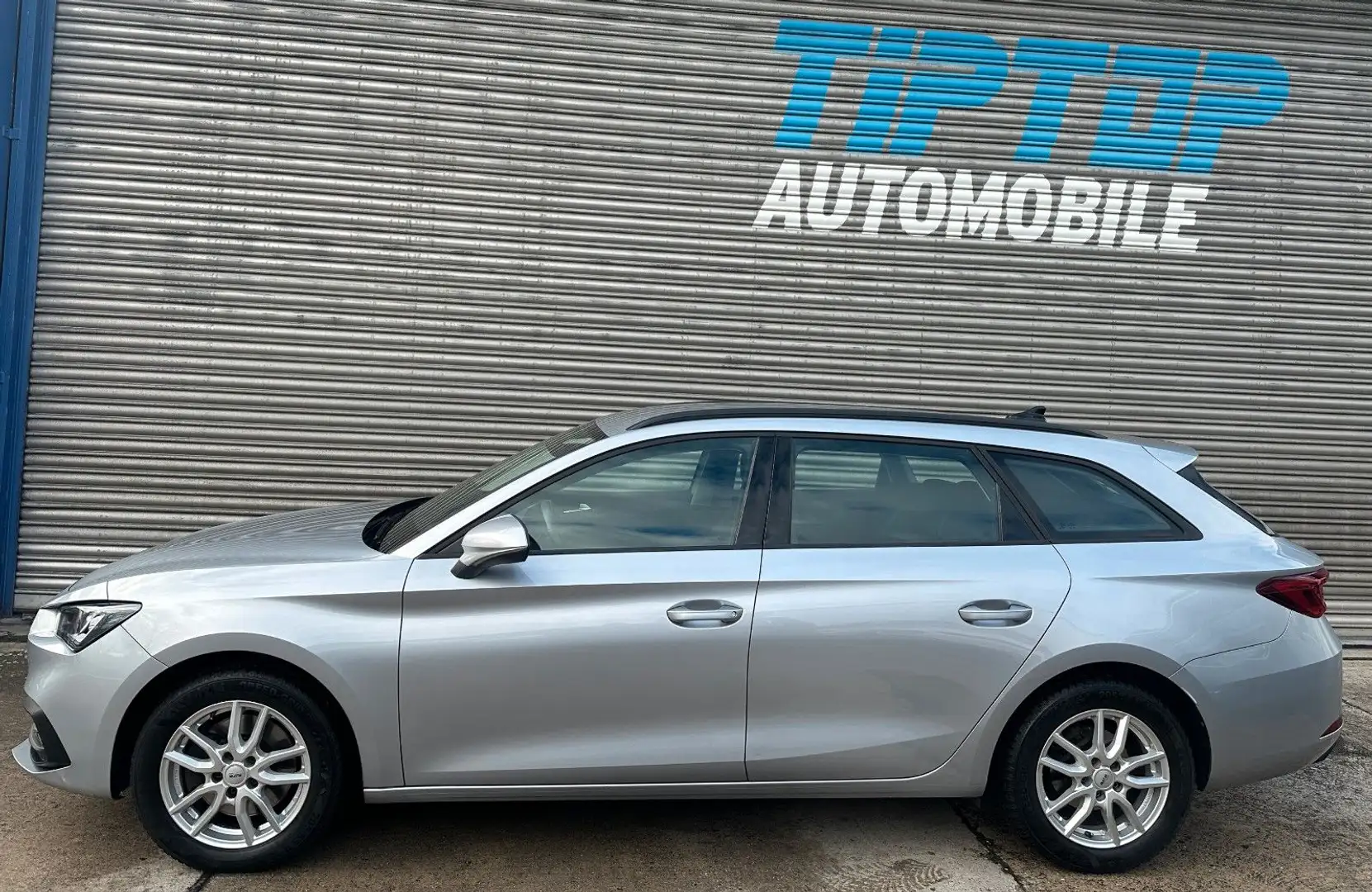 SEAT Leon Sportstourer Reference*LED*APPLE&ANDRIOD* Plateado - 2