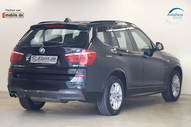 BMW X3 view 5