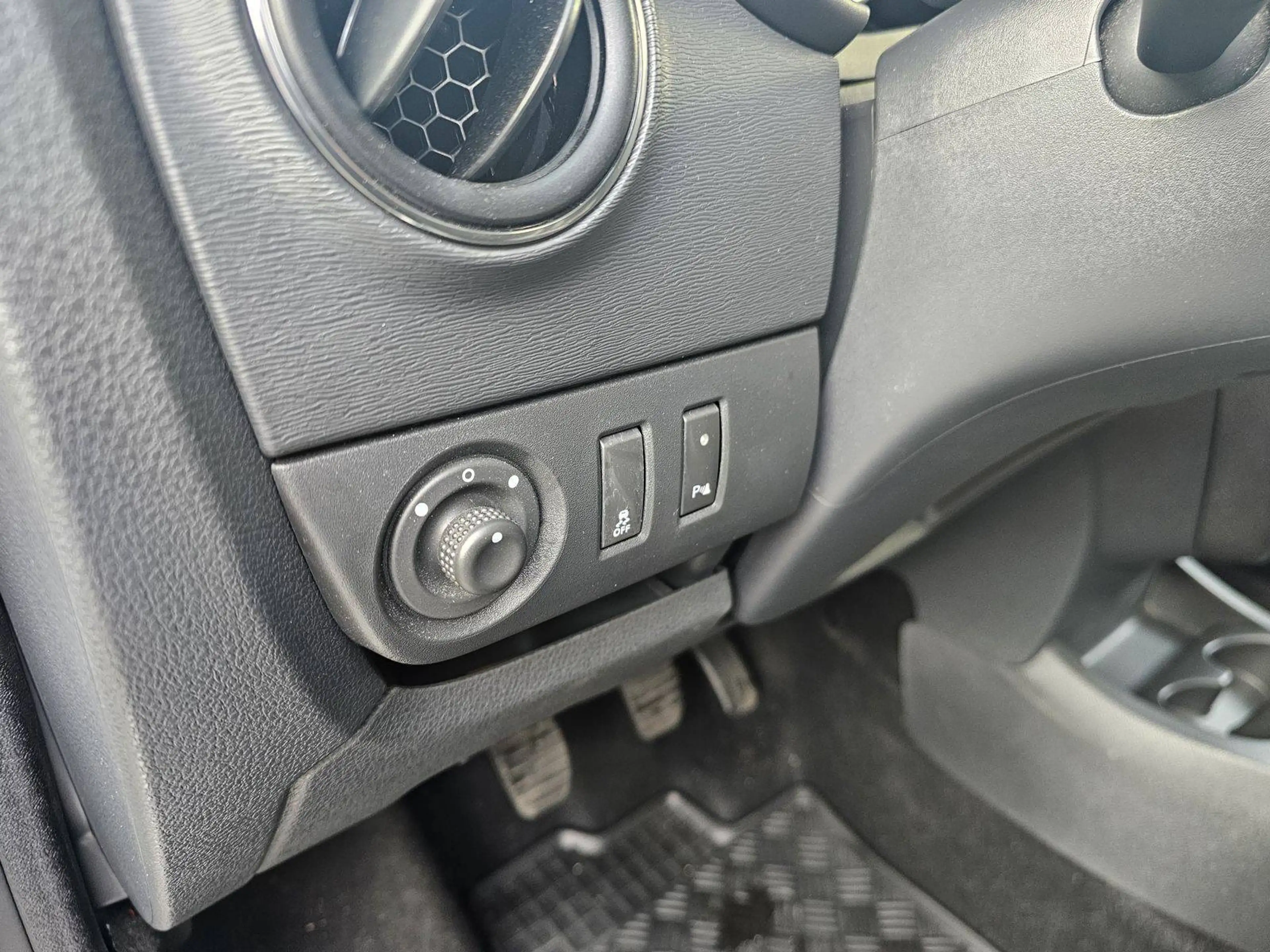 Dacia Dokker Stepway Navi+Cam/Klima/Sitzheizung — photo 8