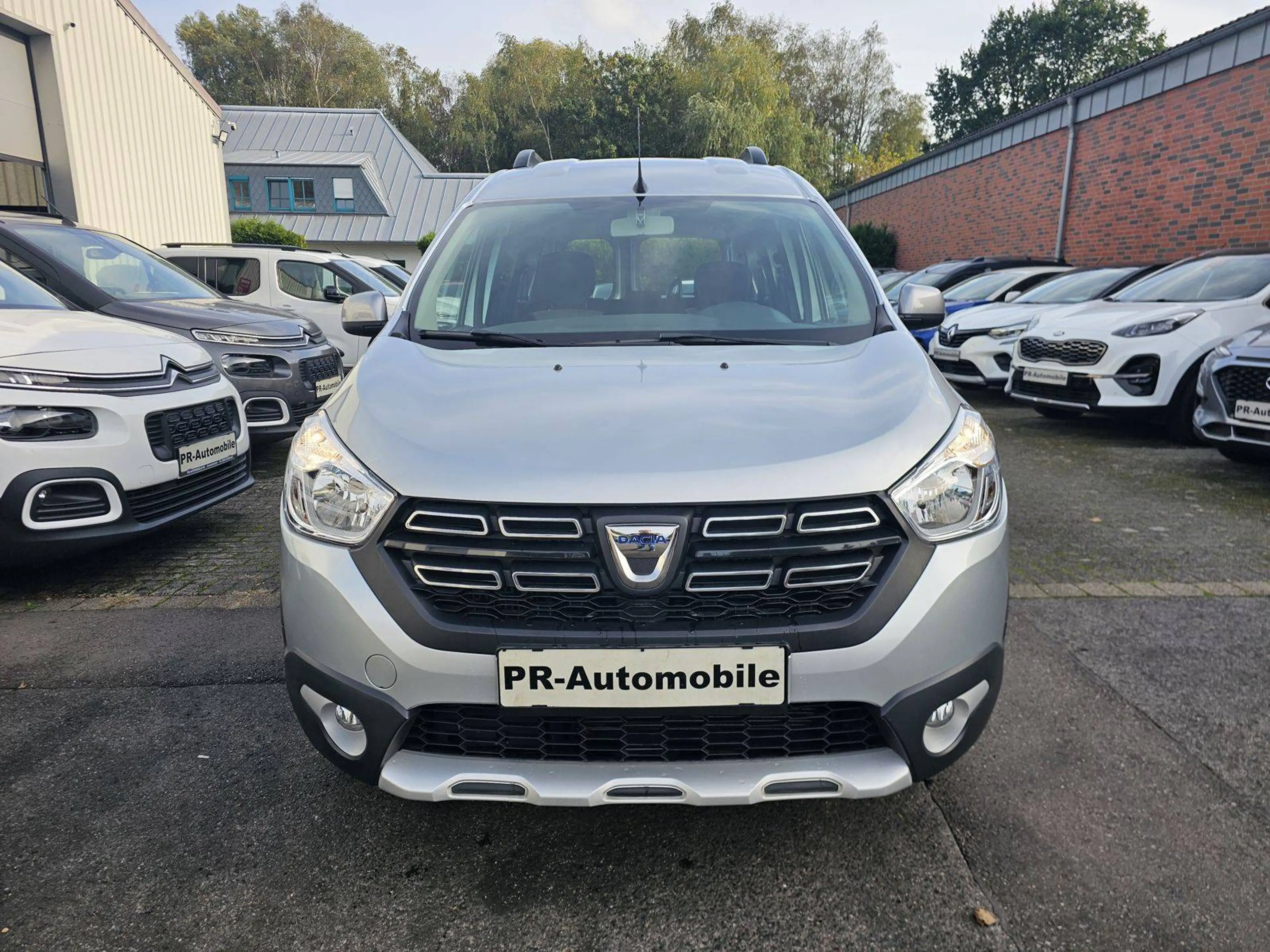 Dacia Dokker Stepway Navi+Cam/Klima/Sitzheizung — photo 2