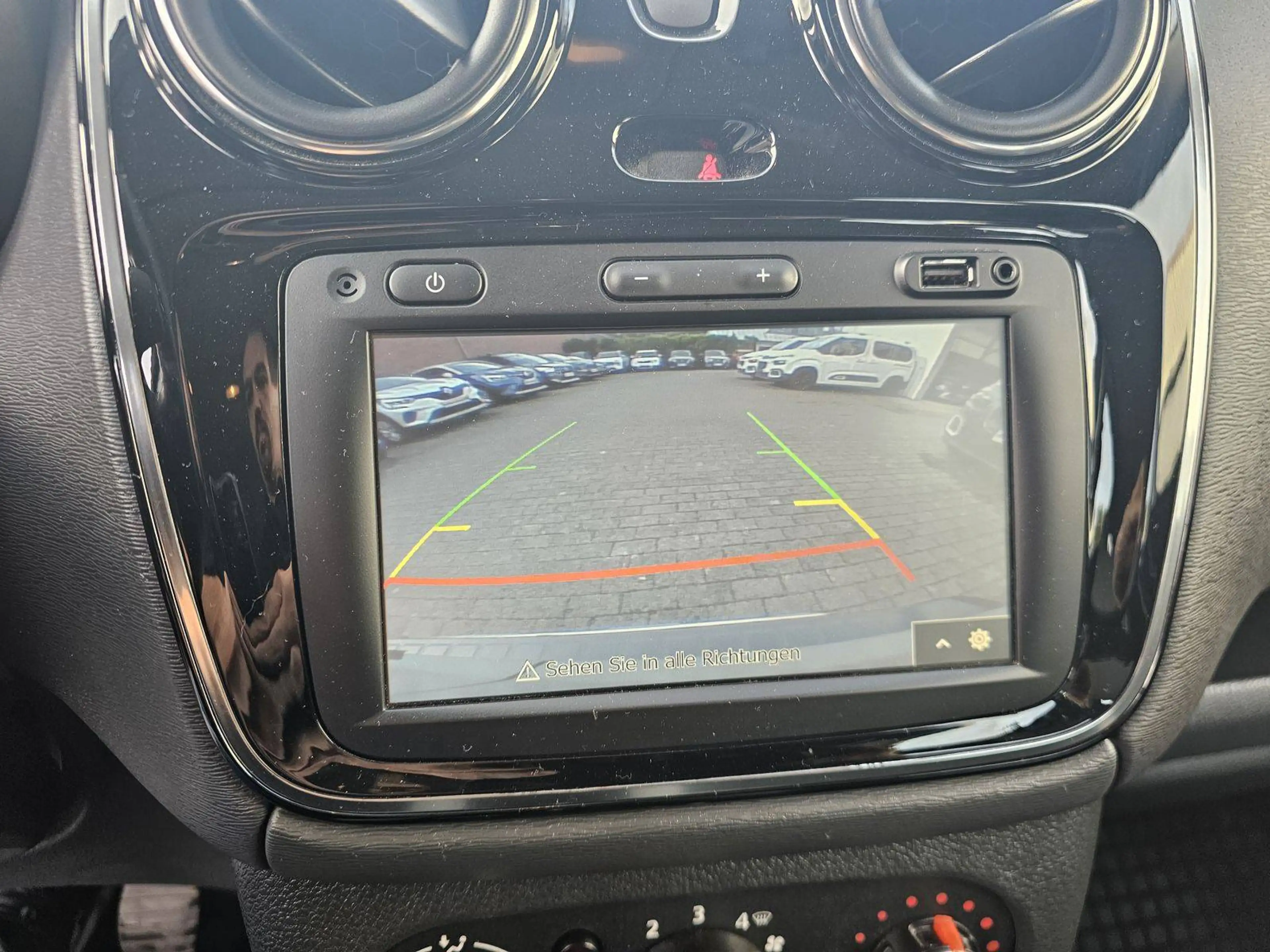 Dacia Dokker Stepway Navi+Cam/Klima/Sitzheizung — photo 7